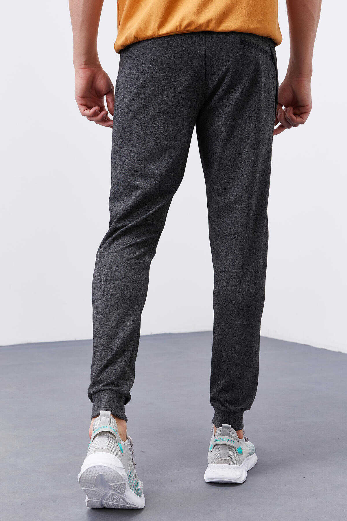 Tommylife Toptan Siyah Fermuar Cepli Dar Kalıp Jogger Erkek Eşofman Alt - 84343