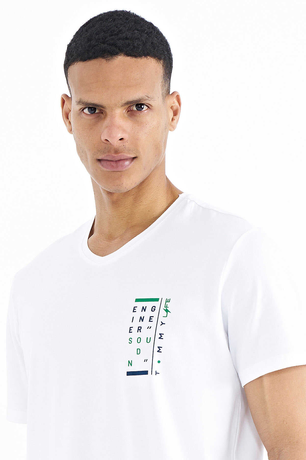 Tommylife Toptan Siyah Baskı Detaylı V Yaka Standart Kalıp Erkek T-Shirt - 88186