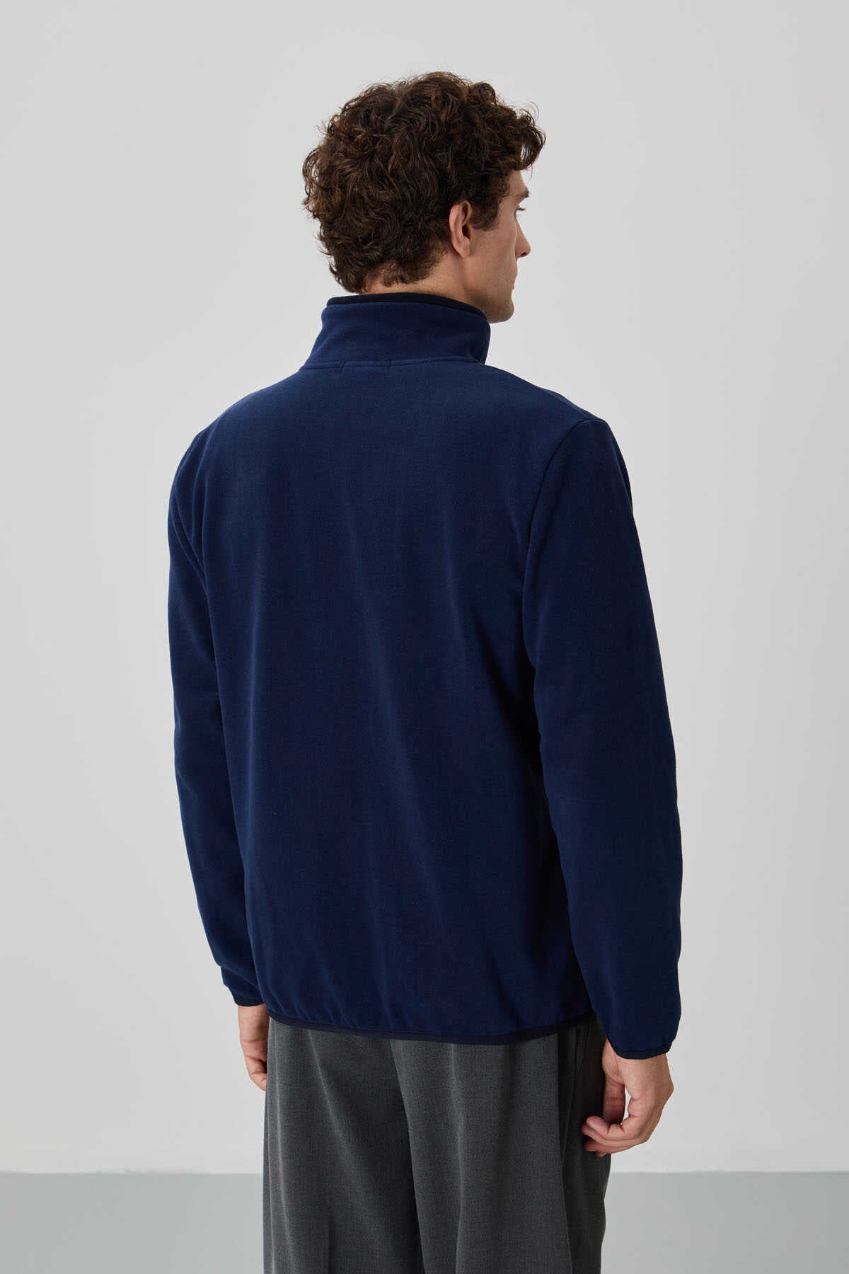 Tommylife Toptan Dik Yaka Standart Kalıp Fermuarlı Erkek Polar Sweatshirt 87992 Siyah