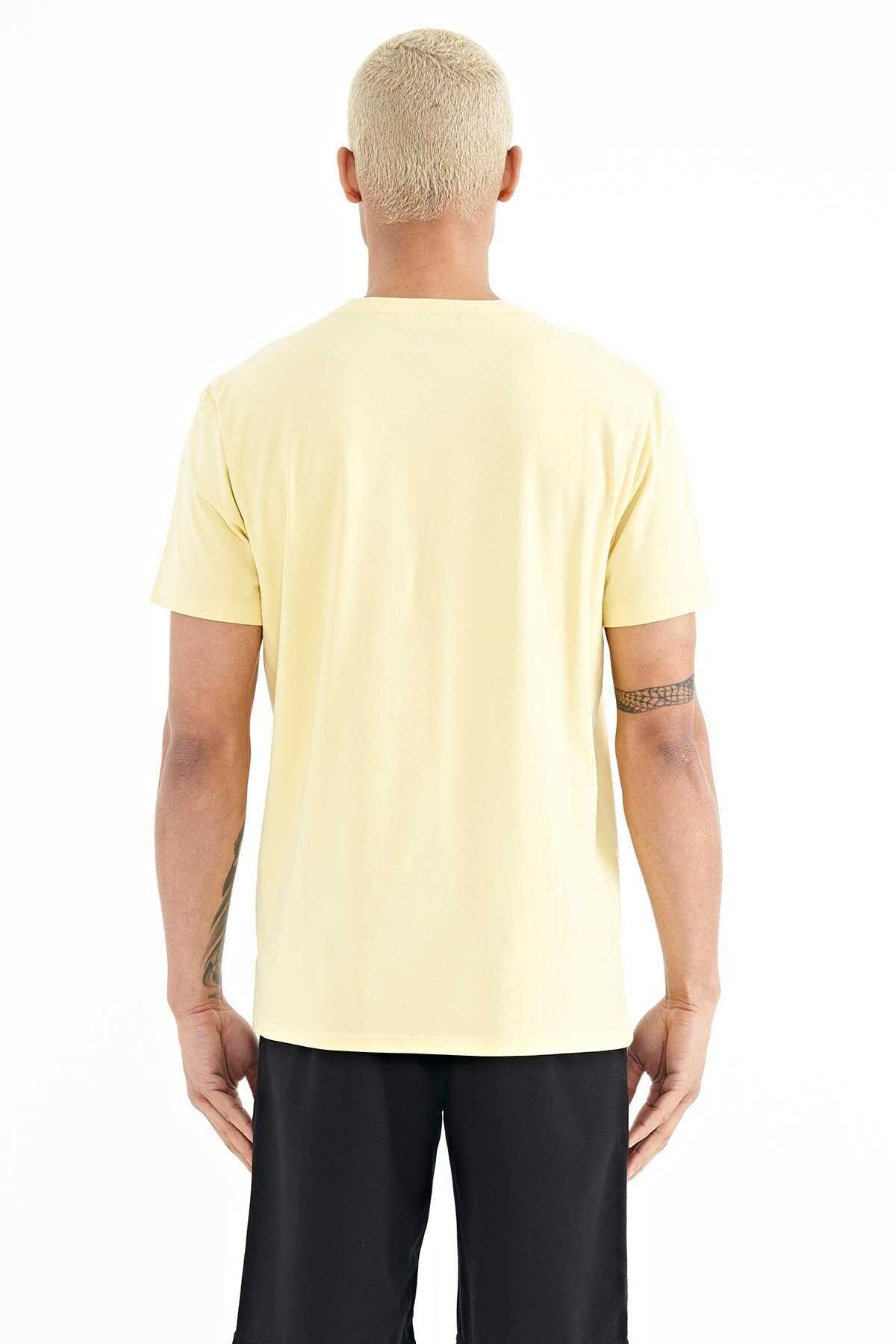 Tommylife Wholesale Donald Crew Neck Standard Fit Printed Men's T-Shirt 88217 Yellow