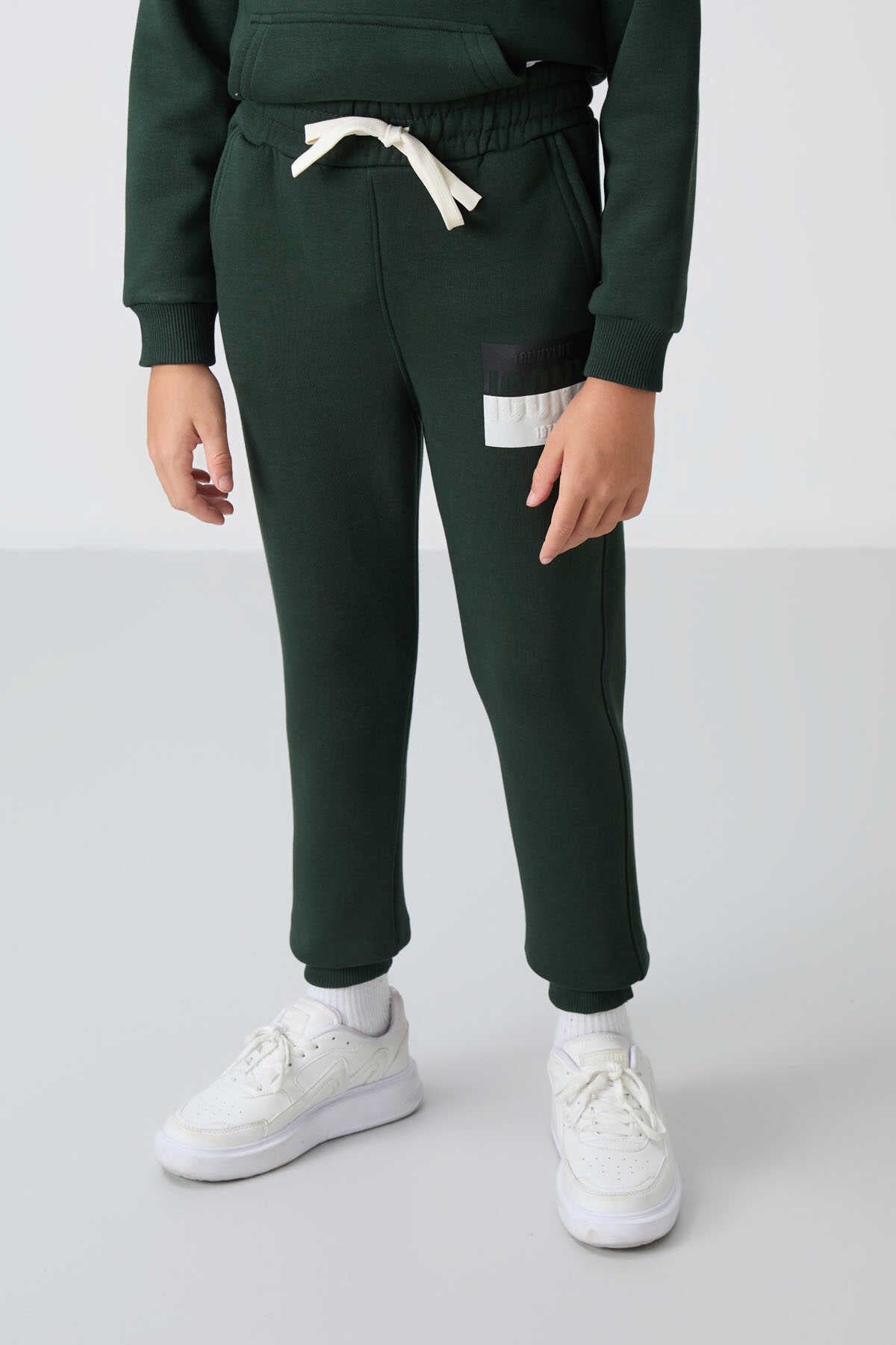 Tommylife Toptan Garson Boy İconx Kapüşonlu Erkek Çocuk Eşofman Takımı 11246 Çam Yeşili