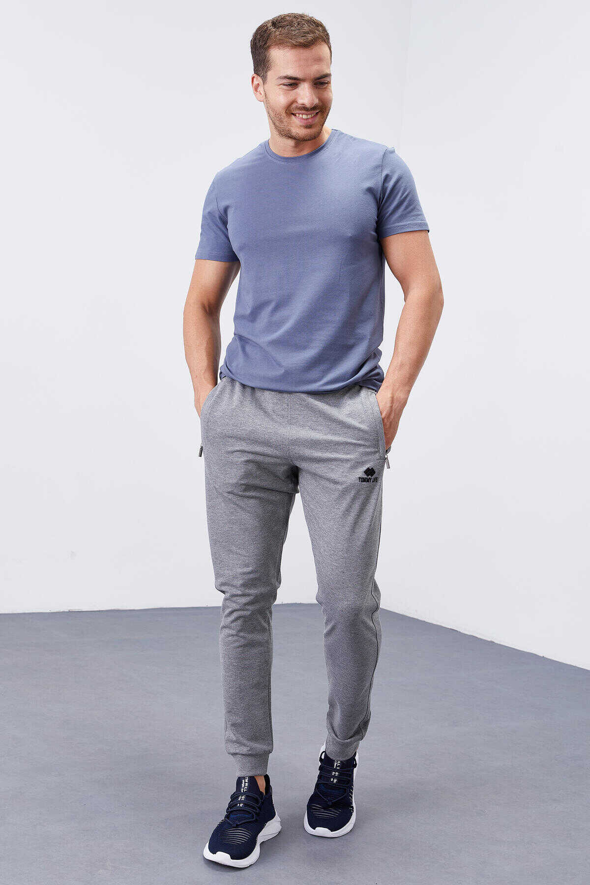 Tommylife Toptan Siyah Fermuar Cepli Dar Kalıp Jogger Erkek Eşofman Alt - 84343