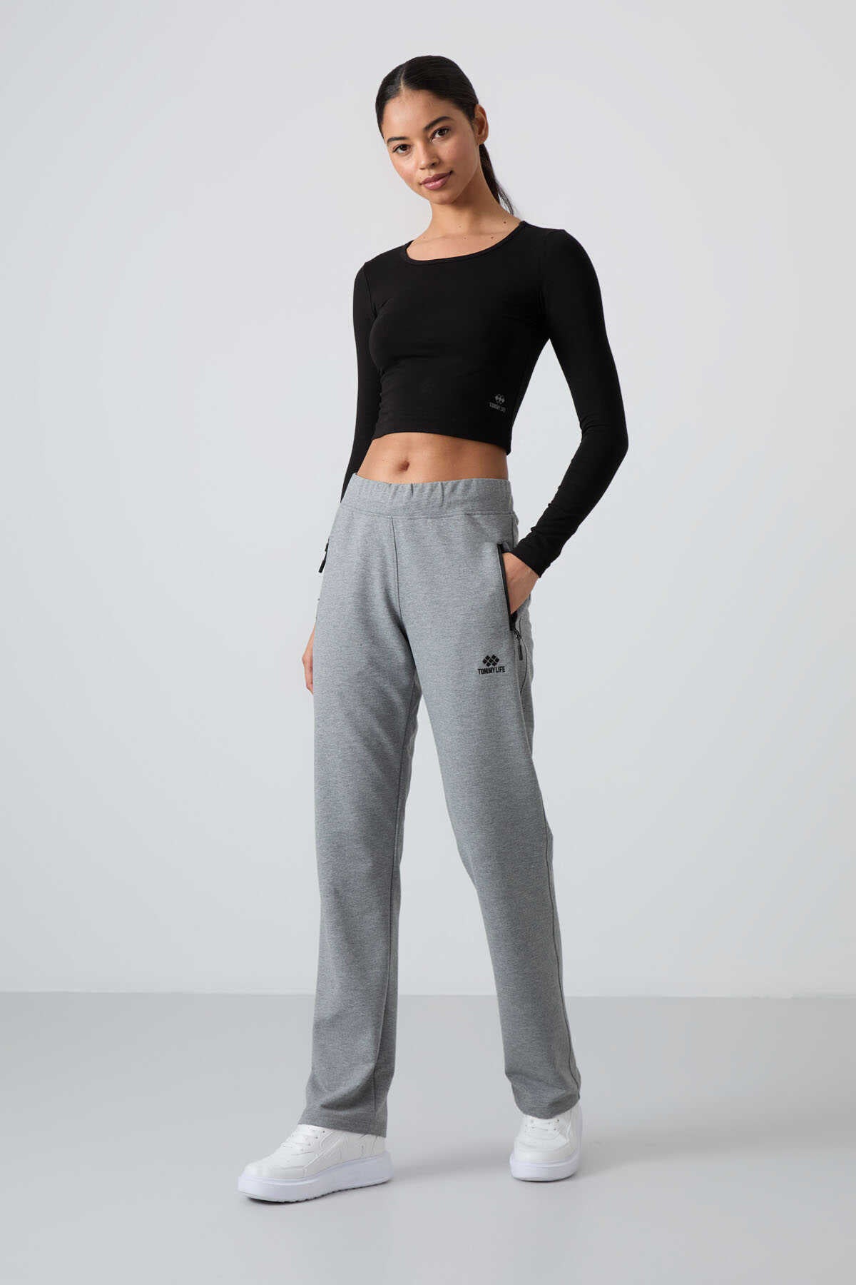Tommylife Wholesale Black Zipper Pocket Comfortable Fit Classic Leg Women's Sweatpants - 94195