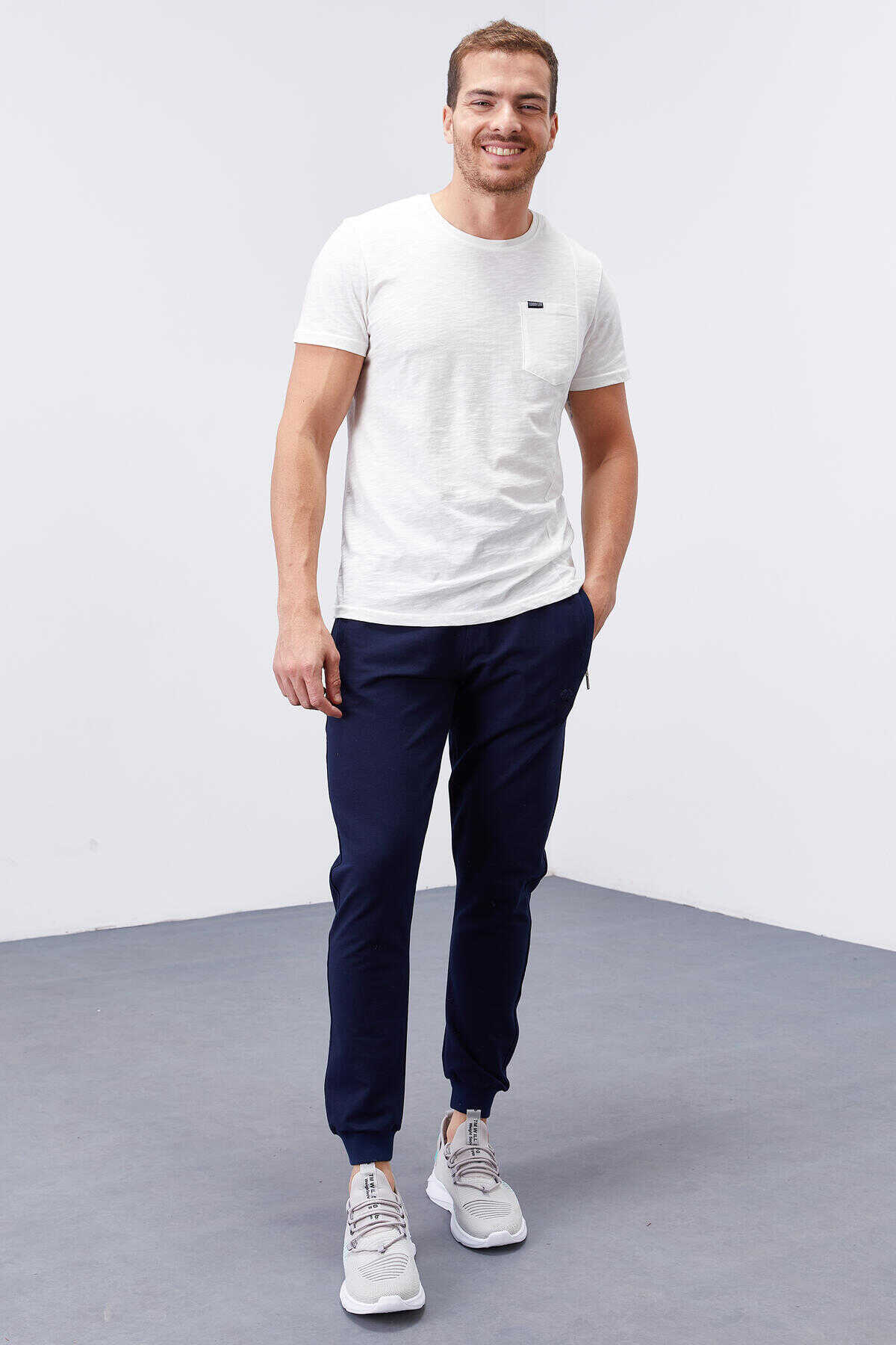 Tommylife Toptan Siyah Fermuar Cepli Dar Kalıp Jogger Erkek Eşofman Alt - 84343