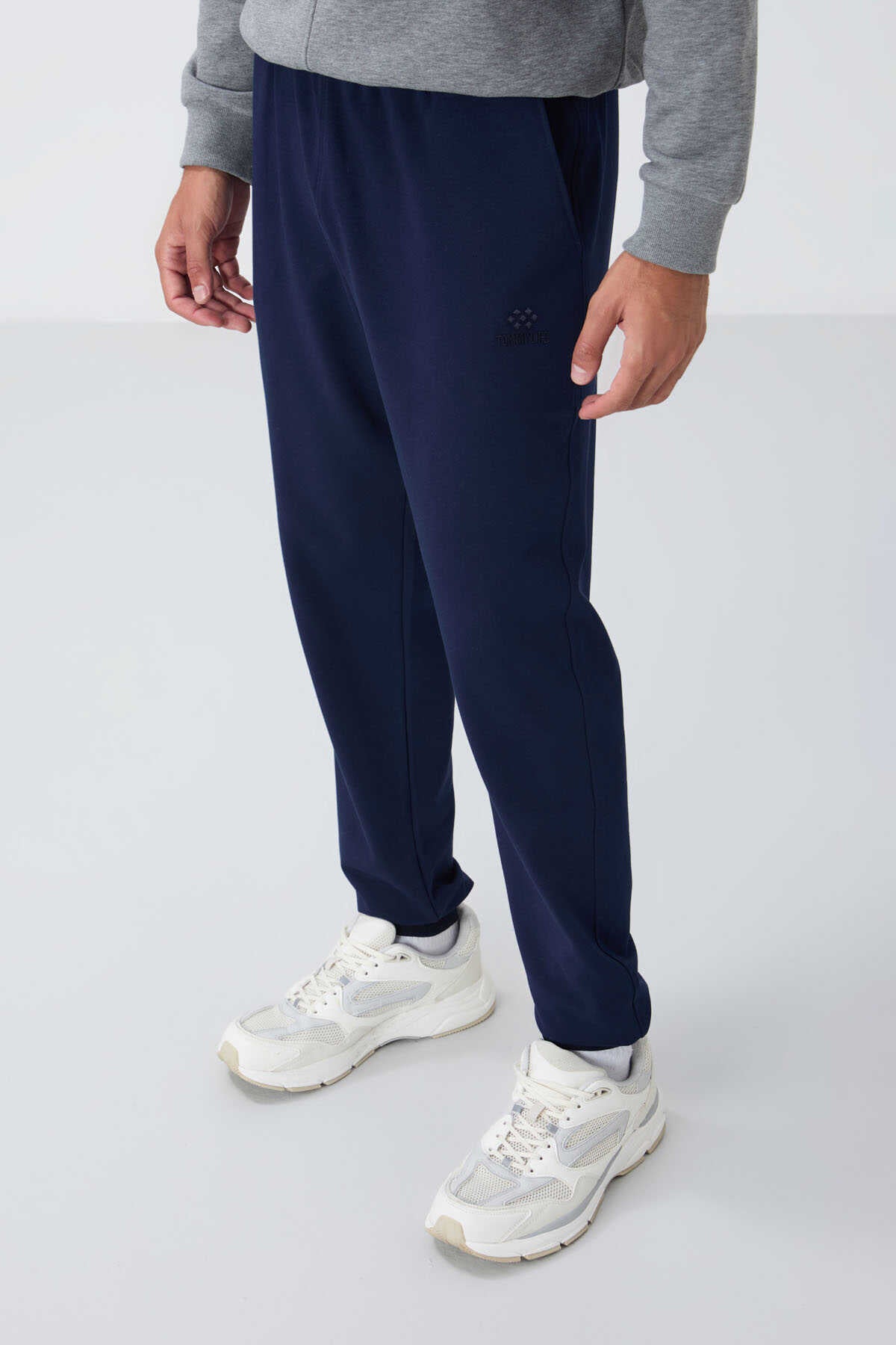 Tommylife Toptan Siyah Klasik Cepli Standart Kalıp Manşetli Erkek Eşofman Alt - 84652