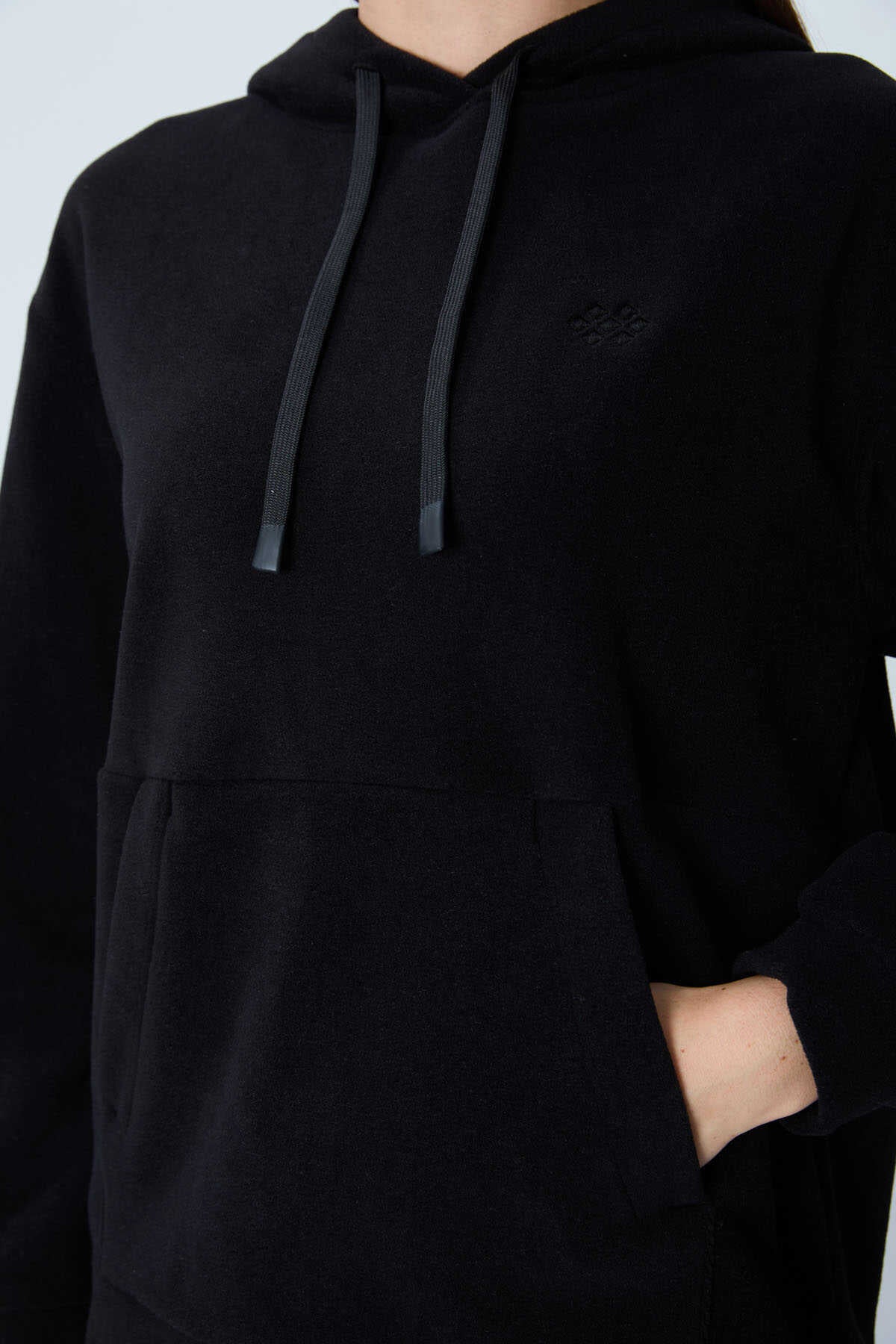 Tommylife Wholesale Hooded Oversized Women's Fleece Sweatshirt 97292 Black