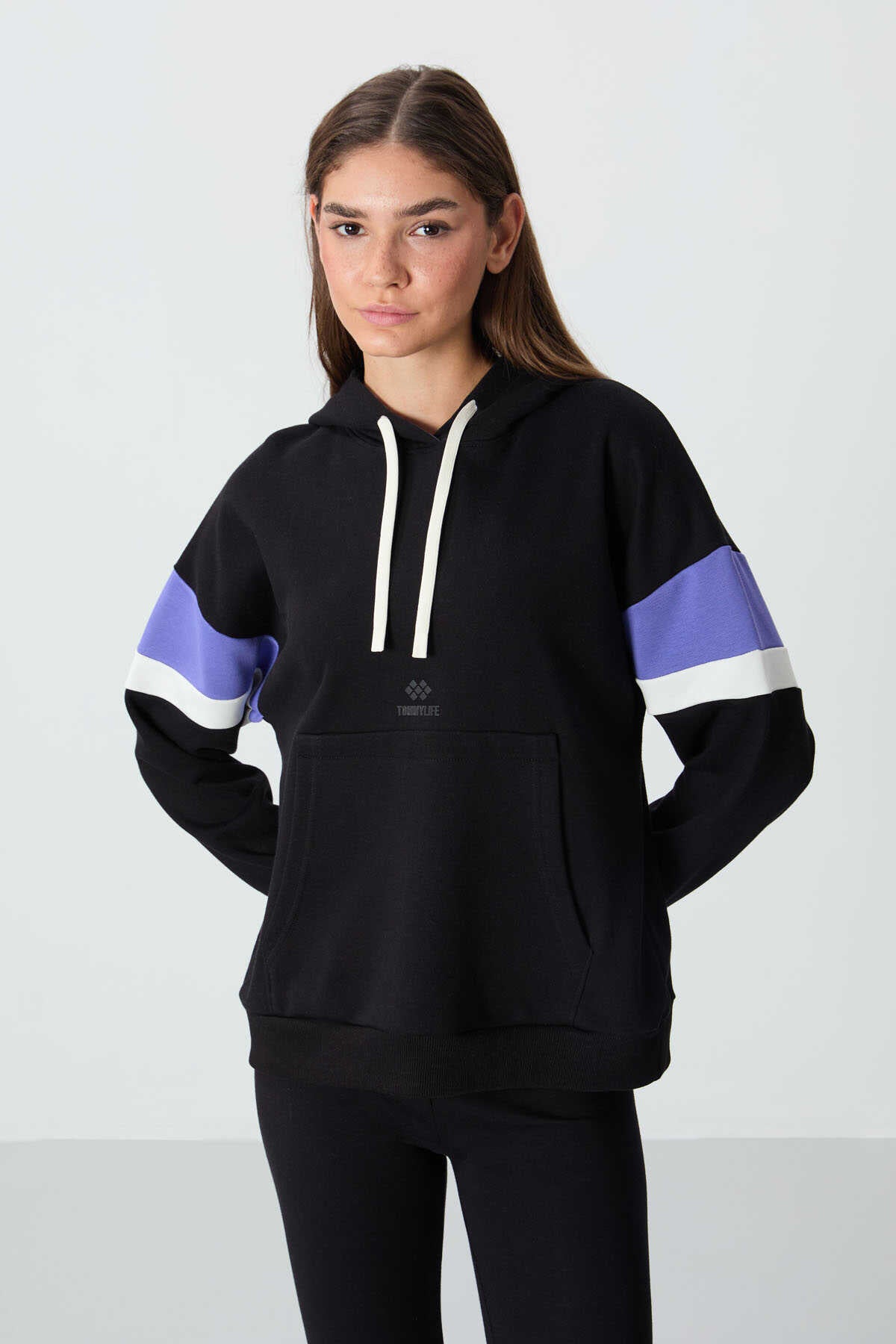 Tommylife Wholesale Hooded Oversized Women's Sweatshirt 97290 Black
