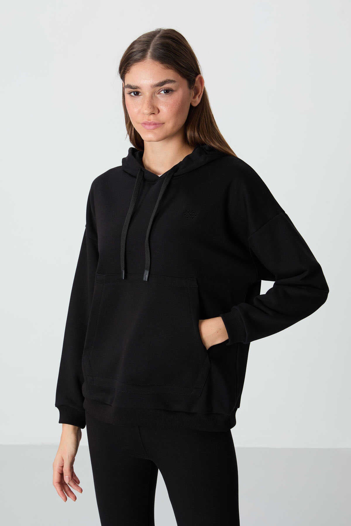Tommylife Wholesale Hooded Oversized Women's Sweatshirt 97291 Black