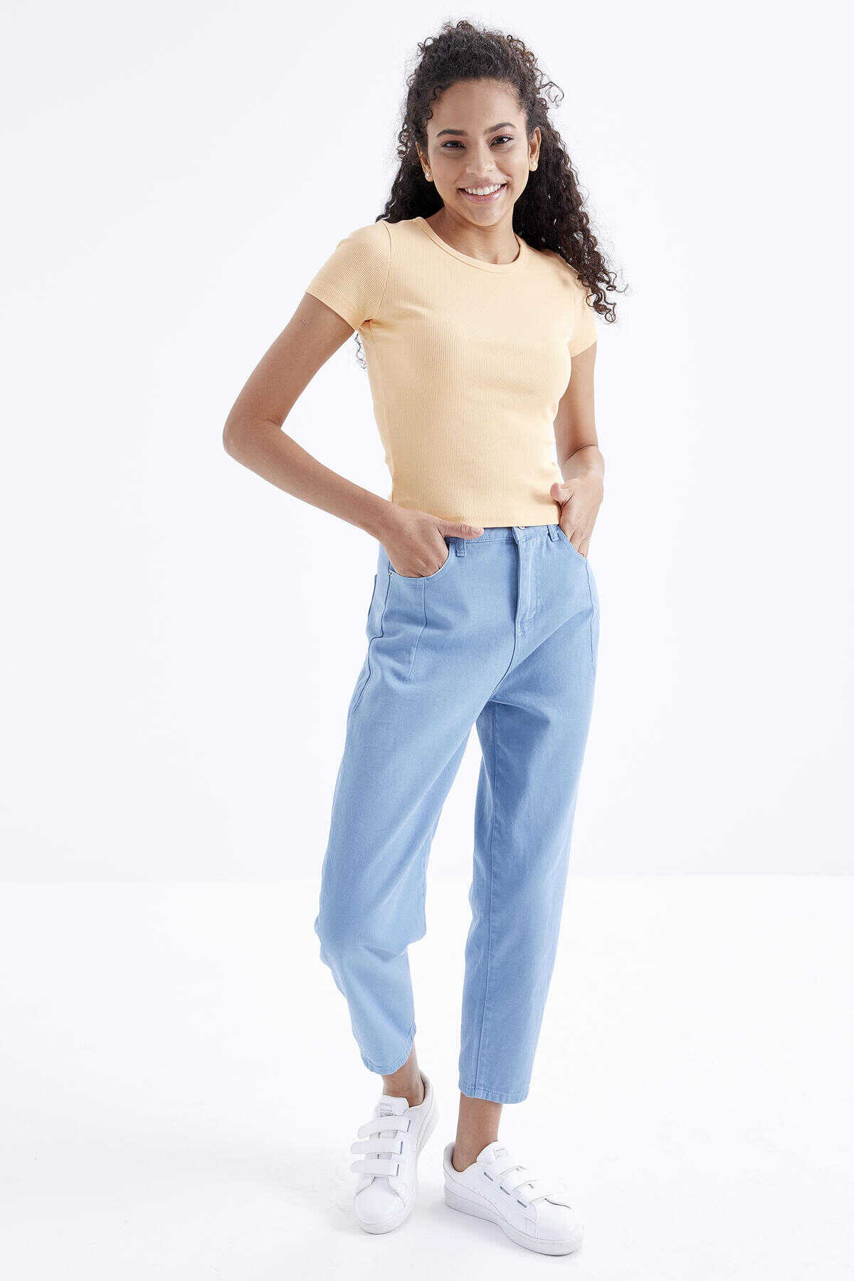 Tommylife Toptan Fıstık Yeşil Basic Kısa Kol O Yaka Kadın T-Shirt - 97202