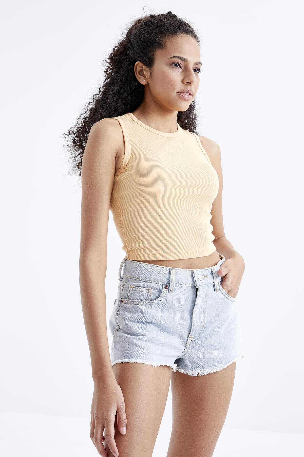 Tommylife Toptan Yeşil Basic Kolsuz O Yaka Kadın Crop Top Atlet - 97204