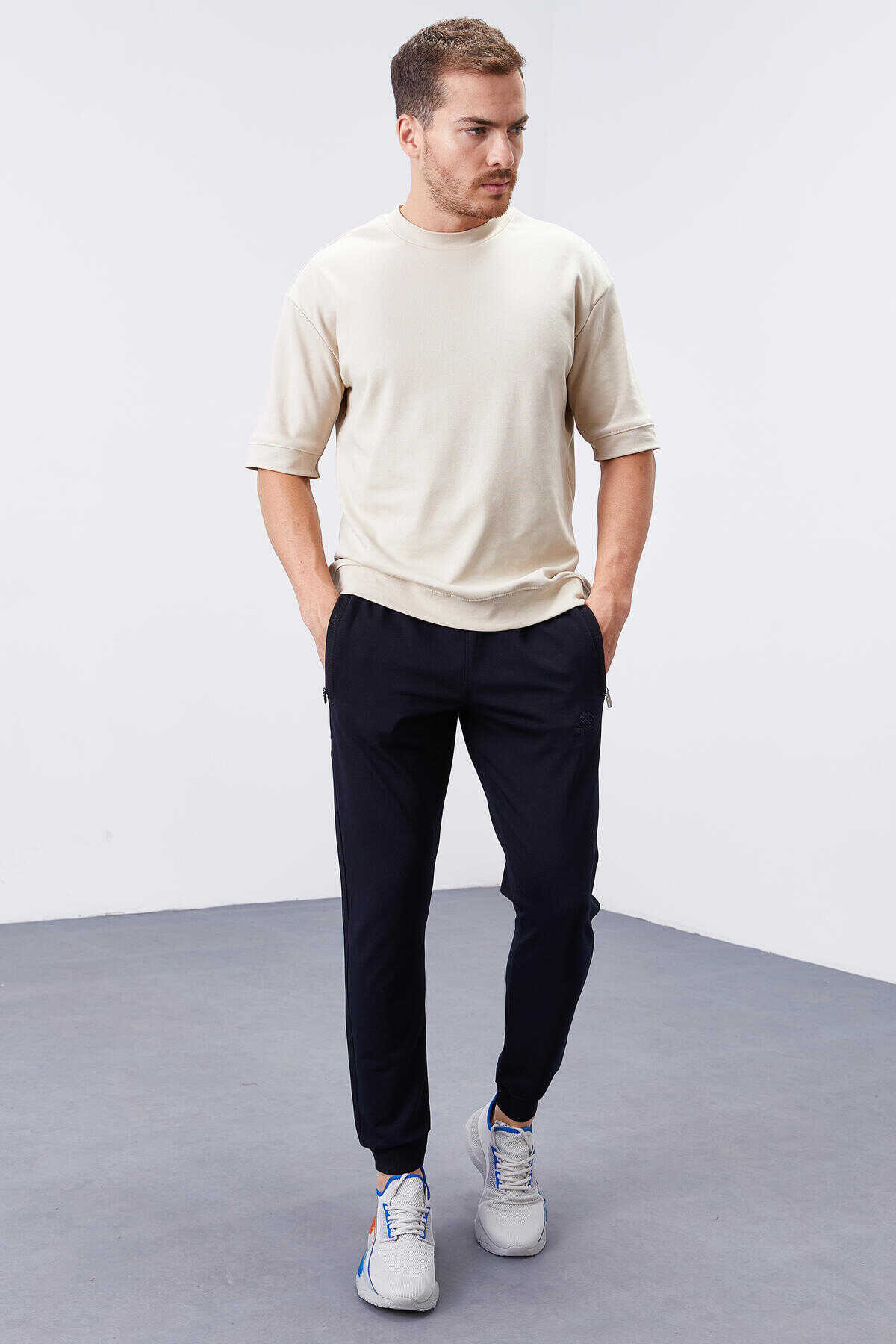 Tommylife Toptan Siyah Fermuar Cepli Dar Kalıp Jogger Erkek Eşofman Alt - 84343