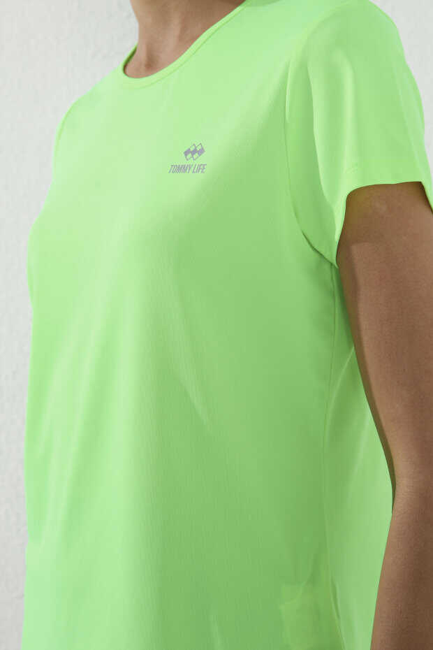 Tommylife Toptan Neon Yeşil Basic Kısa Kol Standart Kalıp O Yaka Kadın T-Shirt - 97144