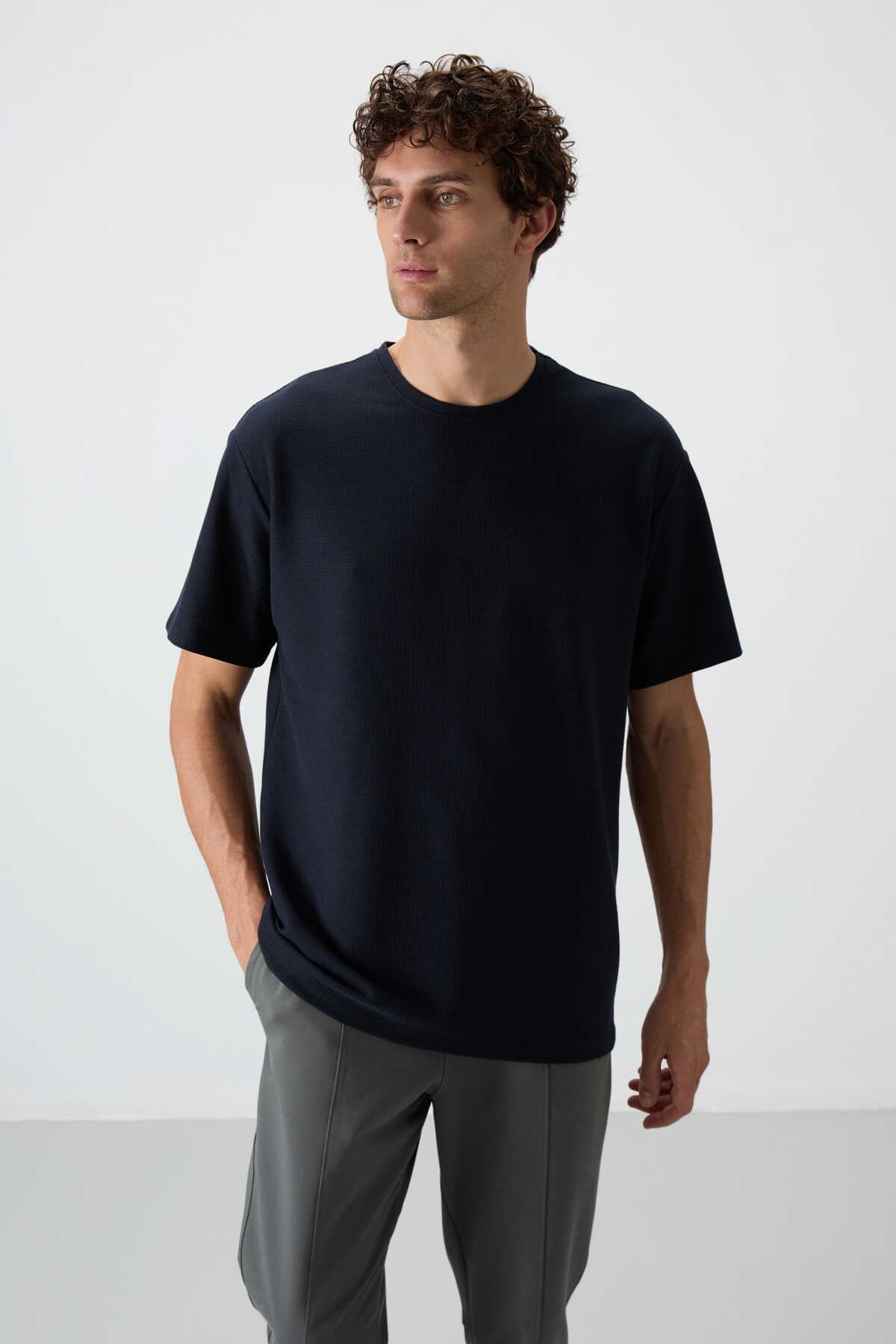Tommylife Wholesale Crew Neck Oversize Basic Men's T-Shirt 88379 Black