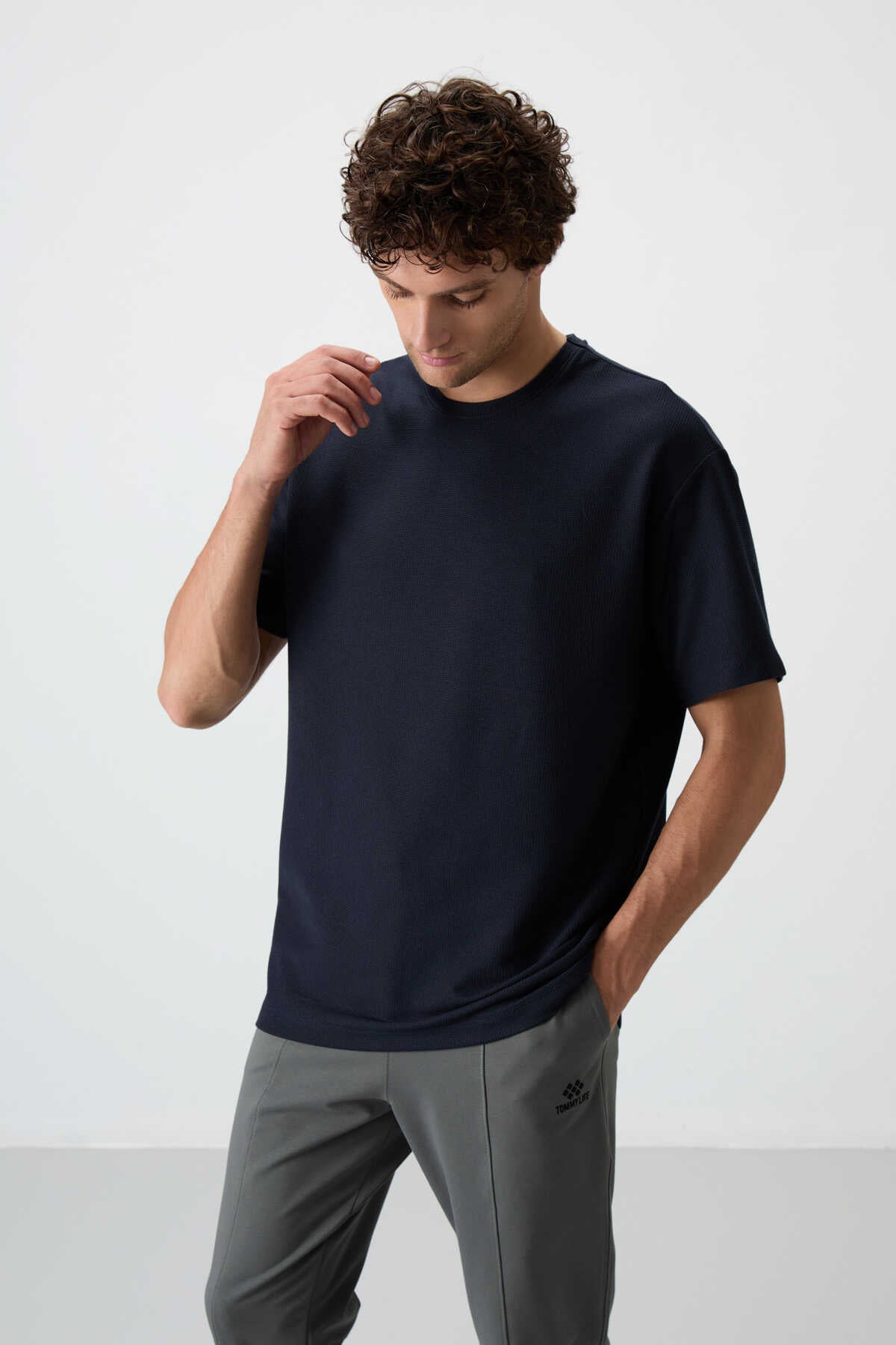 Tommylife Wholesale Crew Neck Oversize Basic Men's T-Shirt 88379 Black