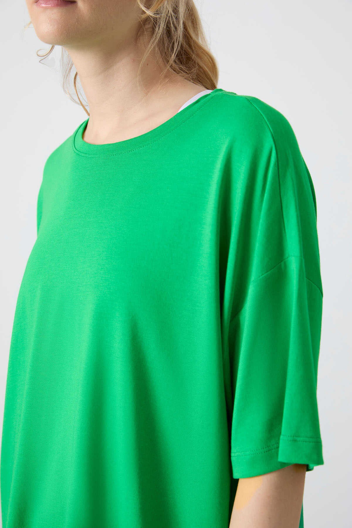 Tommylife Wholesale Crew Neck Oversize Basic Women's T-Shirt 97285 Black