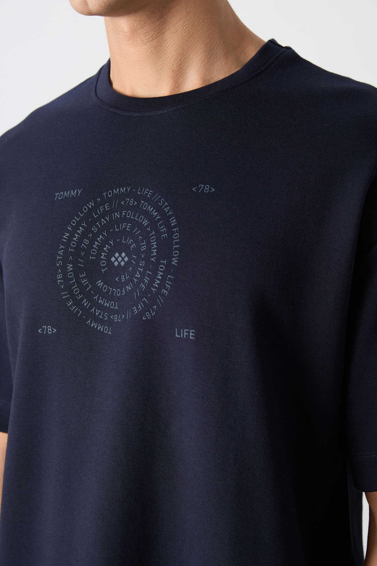 Tommylife Toptan O Yaka Oversize Baskılı Erkek T-Shirt 88324 Lacivert