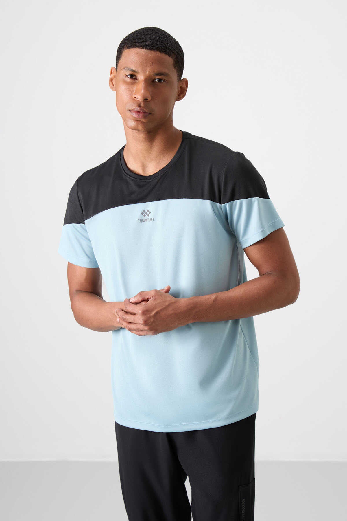 Tommylife Wholesale Crew Neck Standard Fit Active Sports Men's T-Shirt 88386 Black