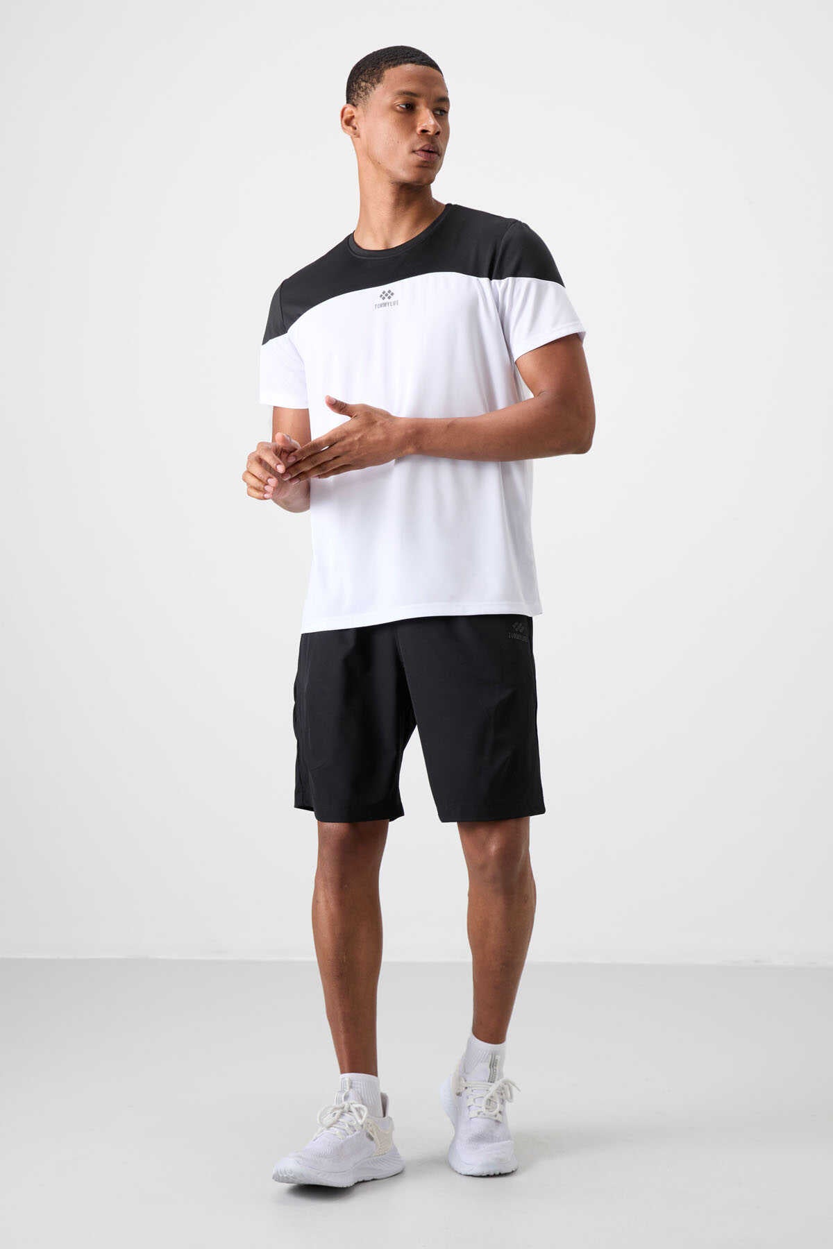 Tommylife Wholesale Crew Neck Standard Fit Active Sports Men's T-Shirt 88386 Black