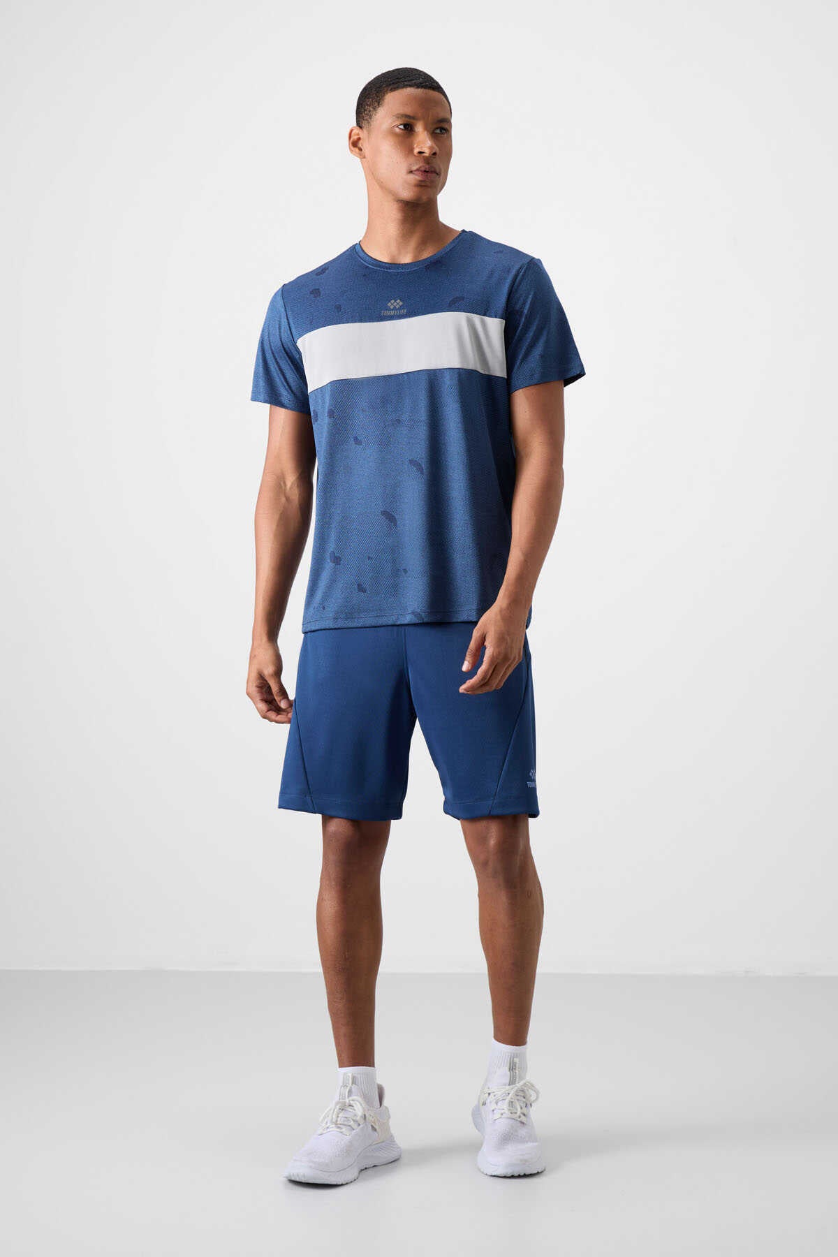 Tommylife Toptan O Yaka Standart Kalıp Aktif Spor Erkek T-Shirt 88398 Siyah