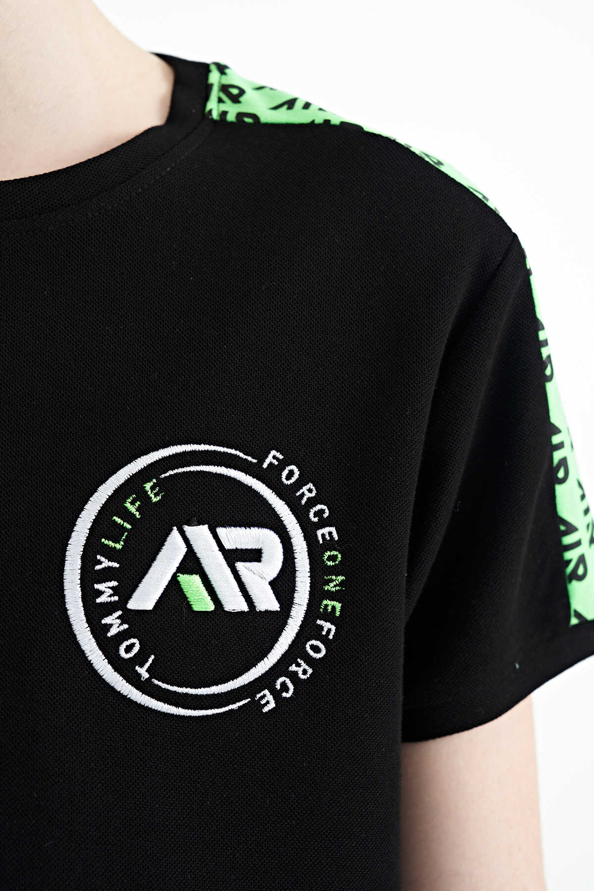 Tommylife Wholesale Crew Neck Standard Fit Printed Boys' T-Shirt 11121 Black