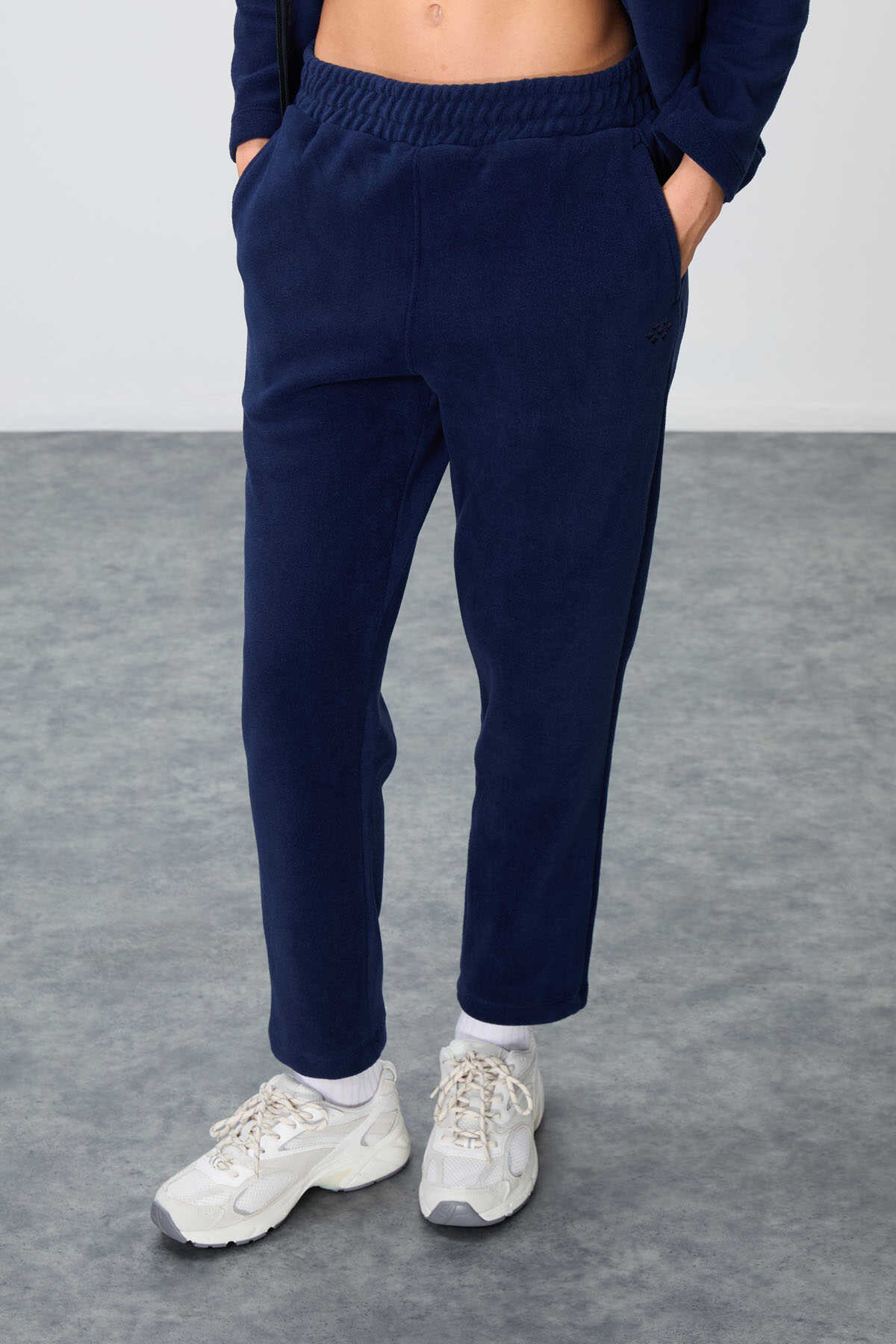 Tommylife Wholesale Oversized Mock Neck Classic Leg Women's Fleece Tracksuit 95339 Navy
