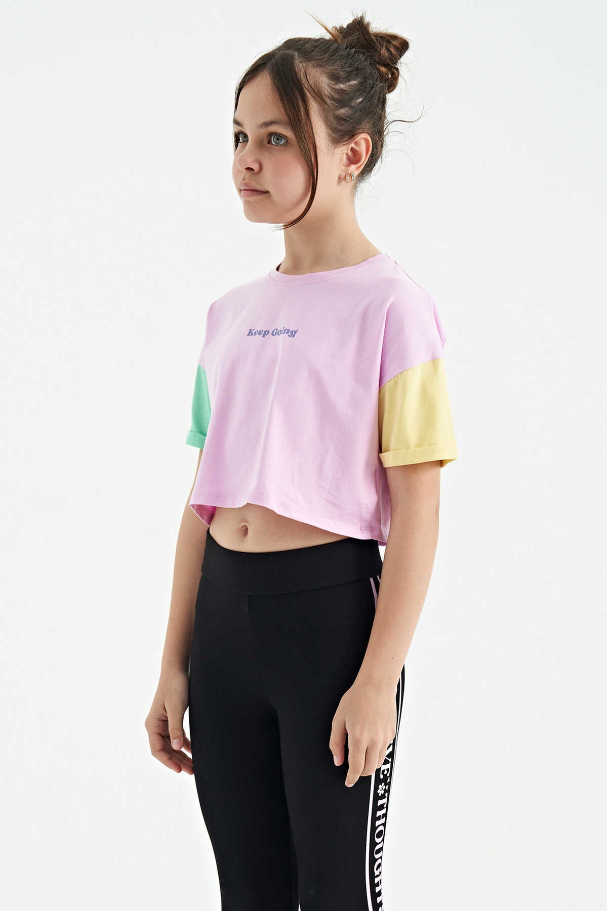Tommylife Toptan Siyah Yazı Baskılı O Yaka Düşük Omuzlu Oversize Kız Çocuk T-Shirt - 75130