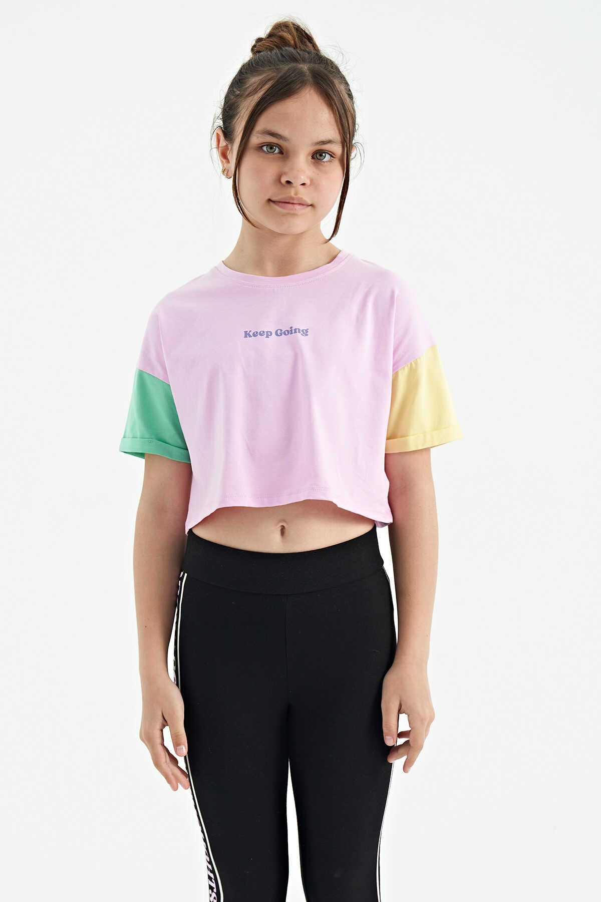 Tommylife Toptan Siyah Yazı Baskılı O Yaka Düşük Omuzlu Oversize Kız Çocuk T-Shirt - 75130