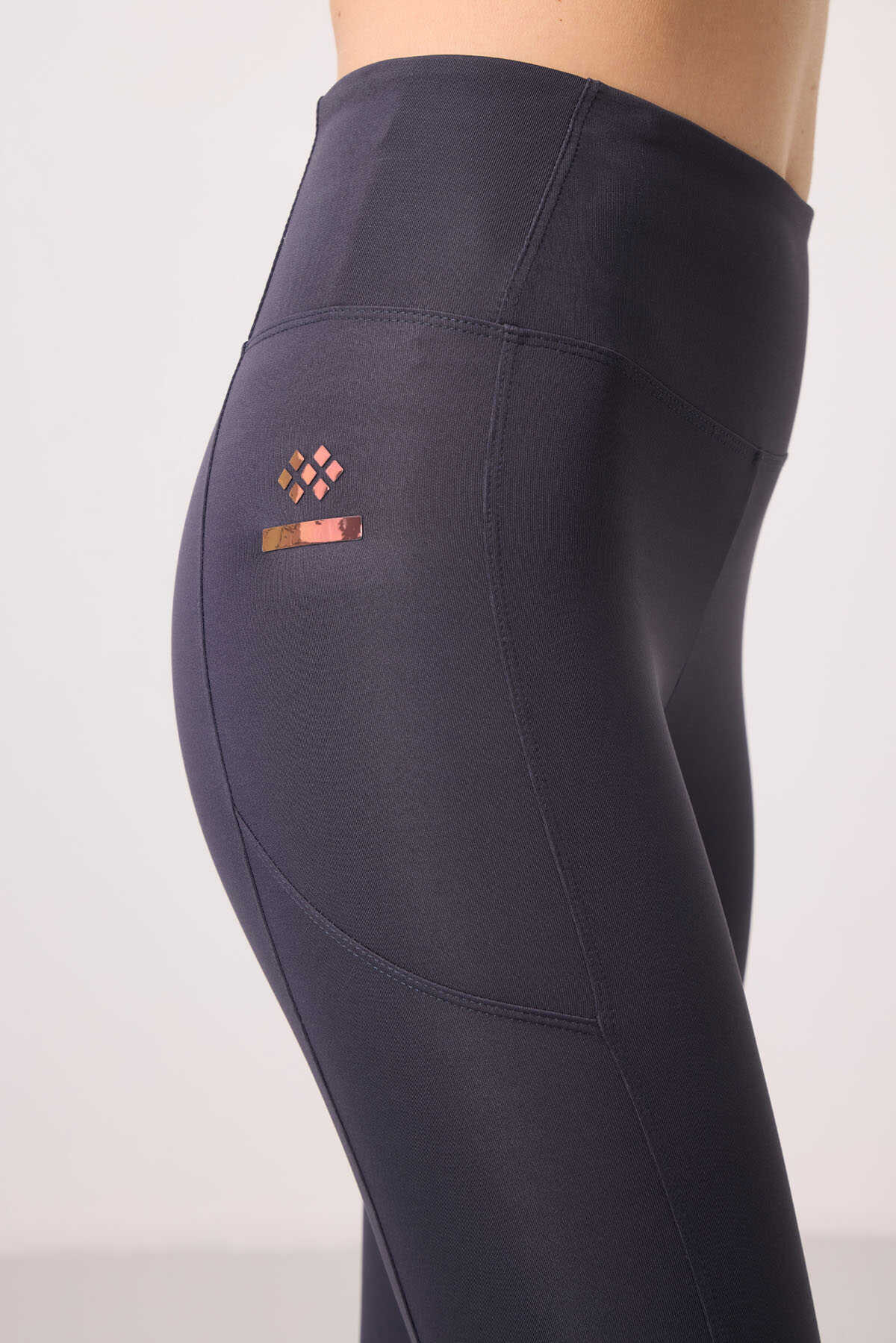 Tommylife Wholesale Polyester Flexible Standard Fit Performance Women's Leggings - 94667 Black