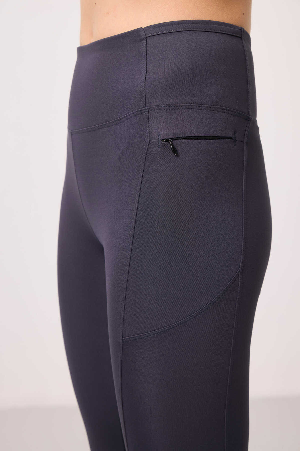 Tommylife Wholesale Polyester Flexible Standard Fit Performance Women's Leggings - 94667 Black