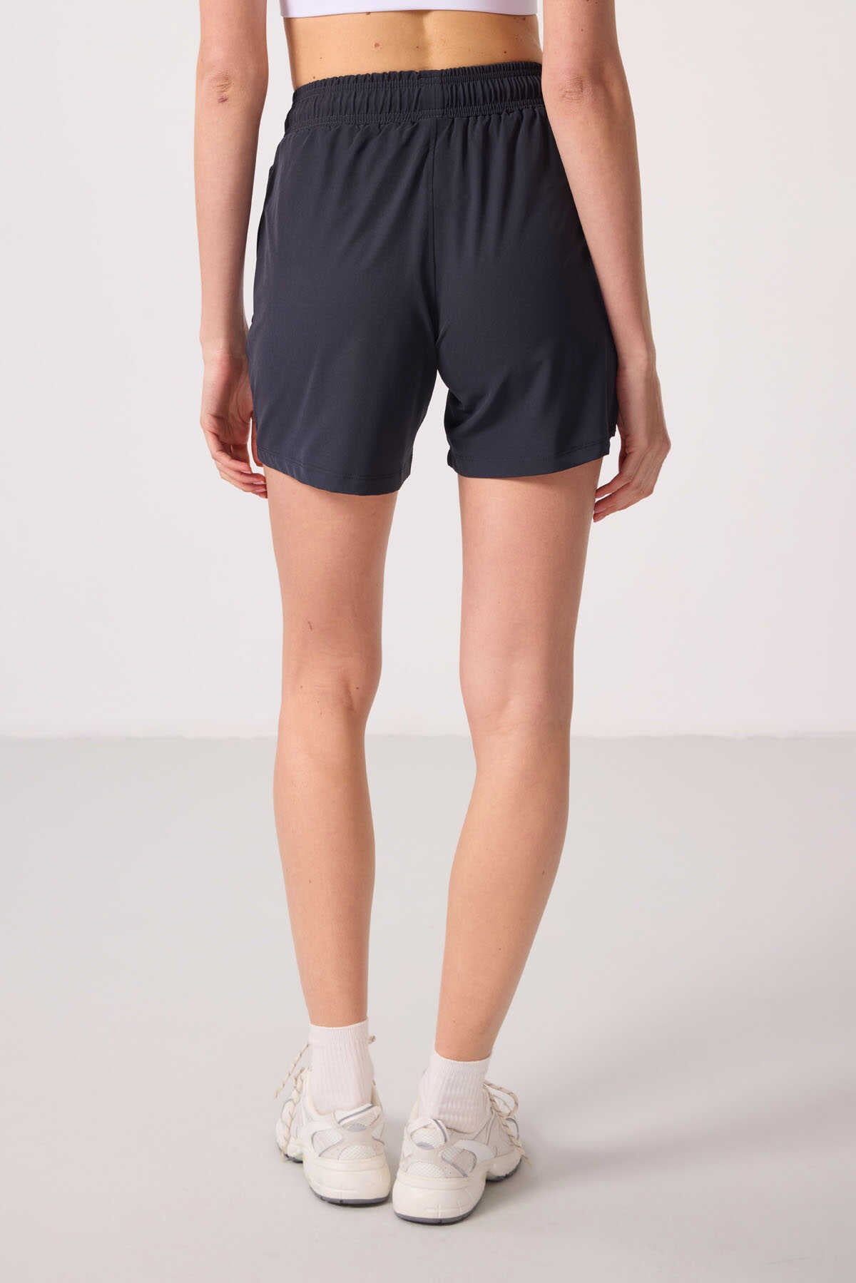 Tommylife Toptan Polyester Gizli Cep Fermuarlı Rahat Form Kadın Şort - 91014 Siyah