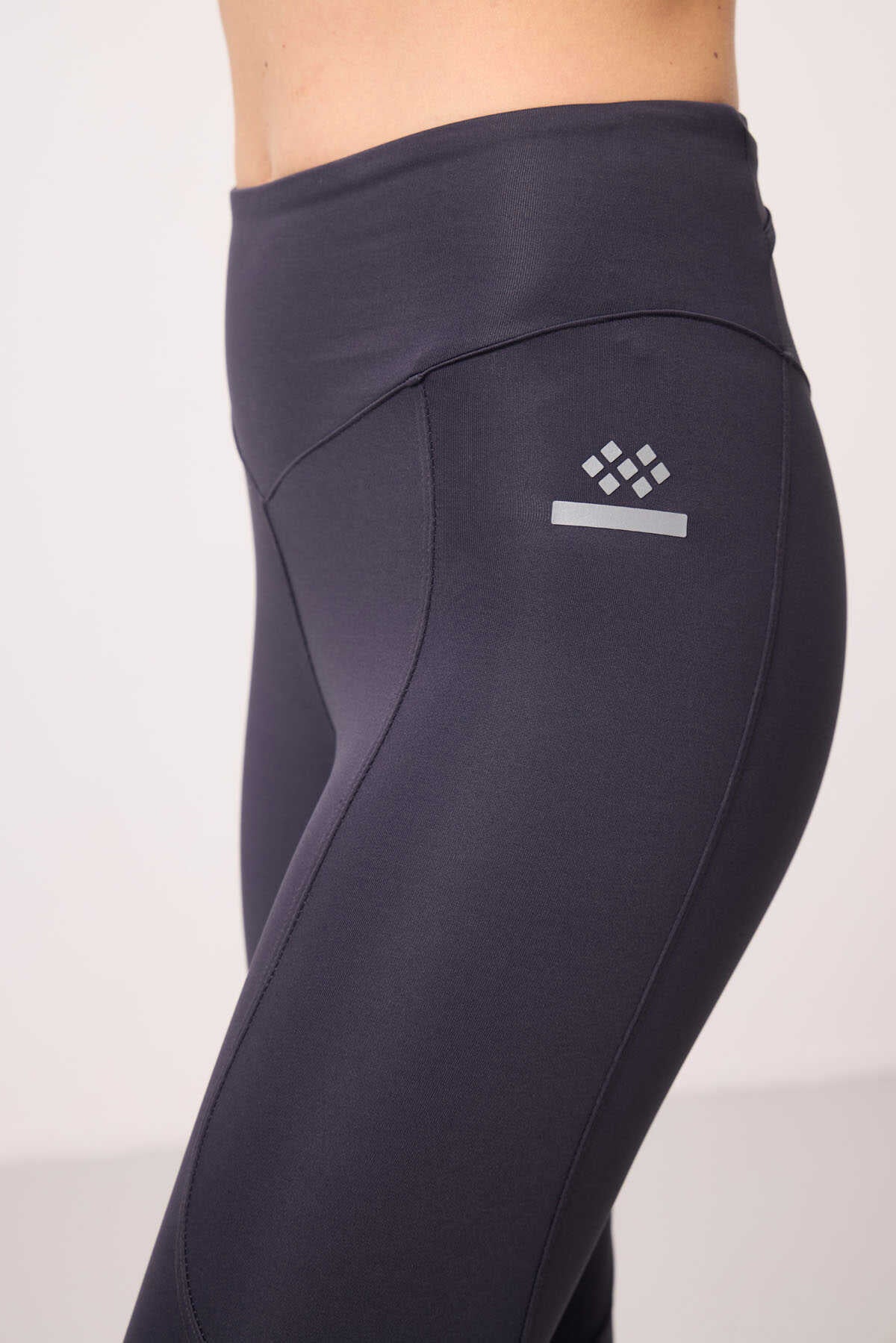 Tommylife Wholesale Polyester Standard Fit Flexible Performance Women's Leggings - 94666 Black