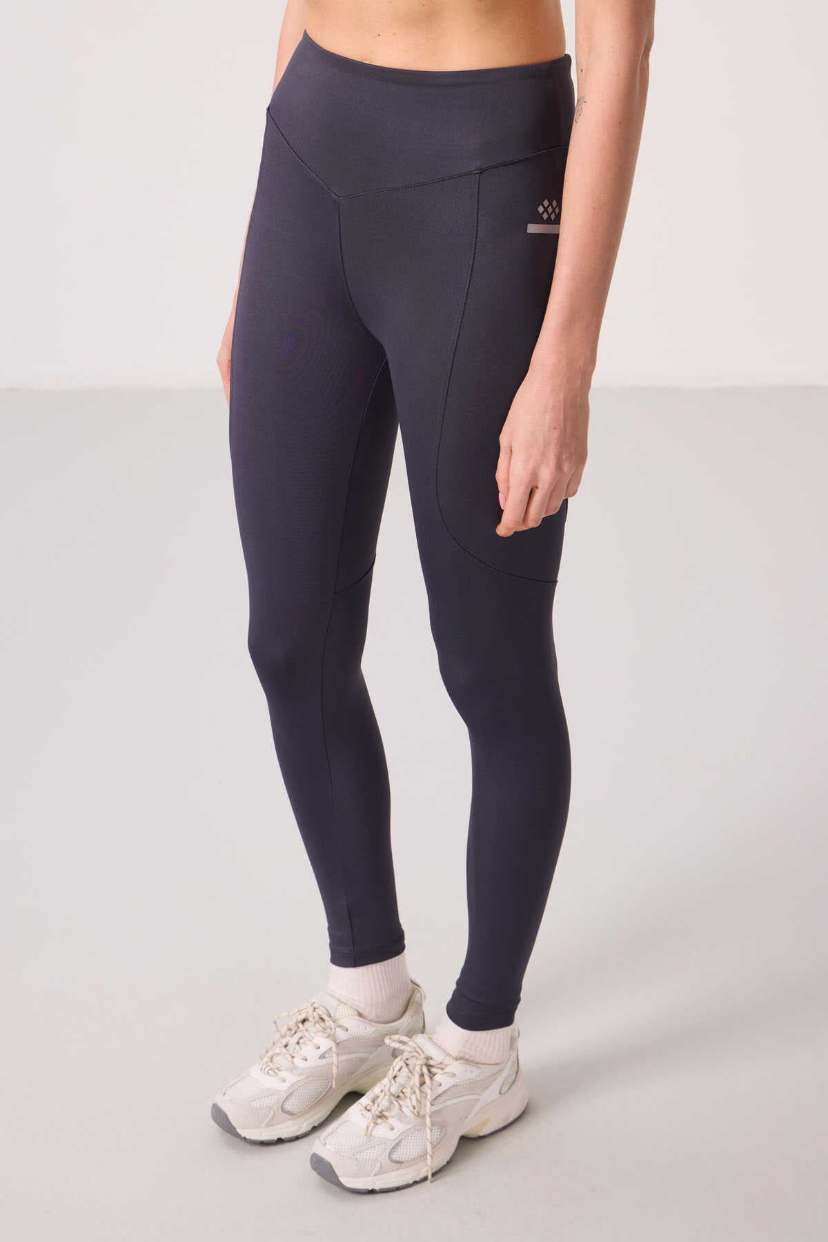 Tommylife Wholesale Polyester Standard Fit Flexible Performance Women's Leggings - 94666 Black