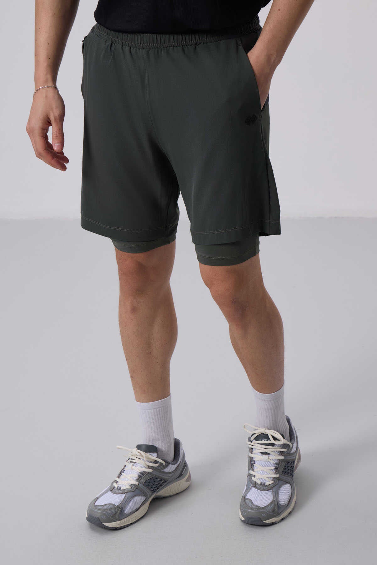 Tommylife Wholesale Polyester Standard Fit Men's Shorts with Tights 81287 Black