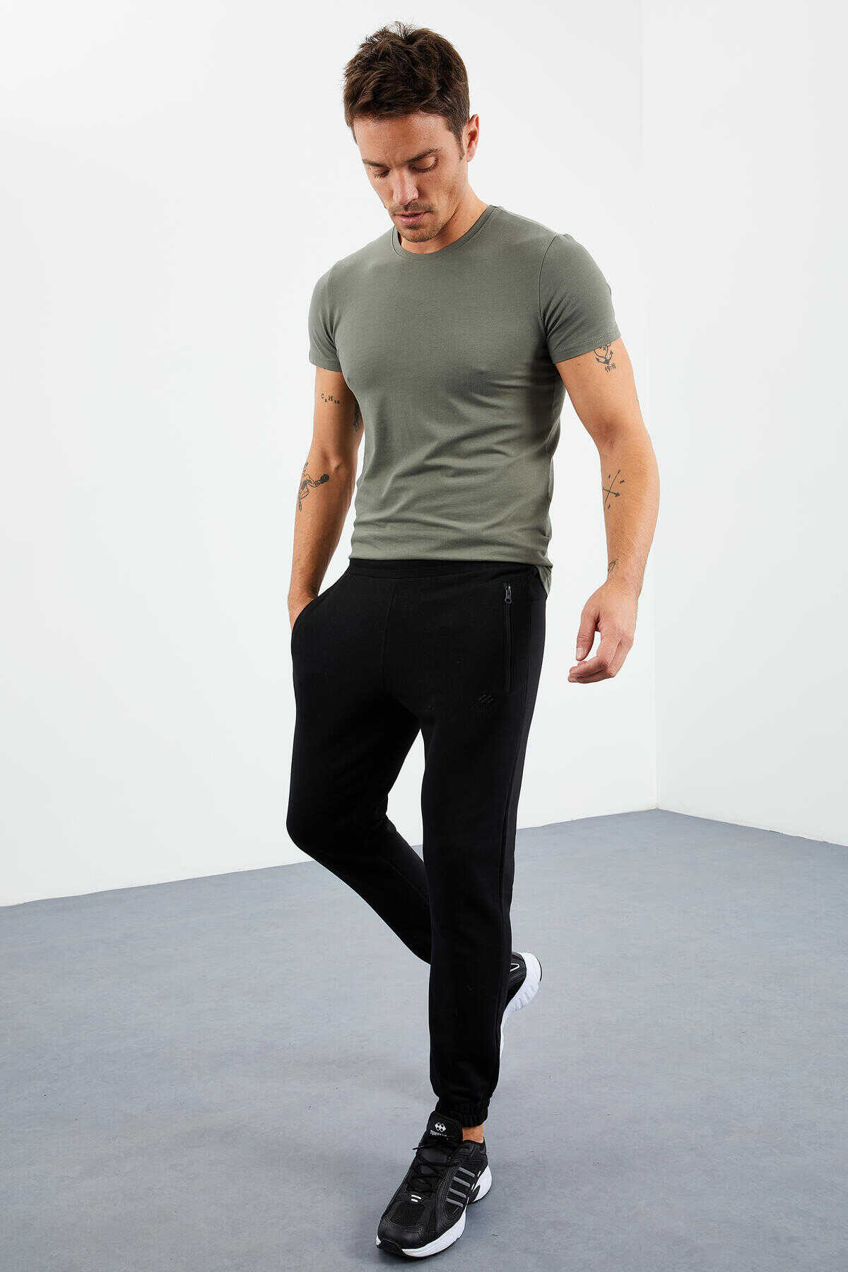 Tommylife Toptan Rahat Kalıp Jogger Erkek Eşofman Alt 84856 Siyah