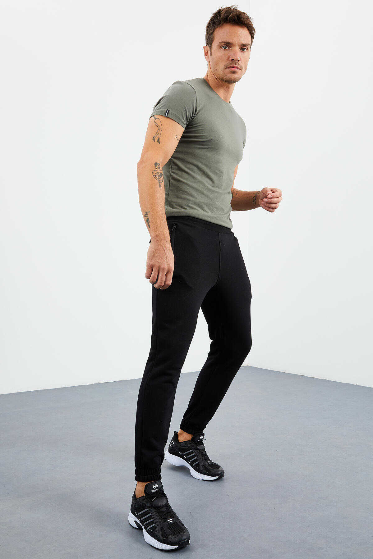 Tommylife Toptan Rahat Kalıp Jogger Erkek Eşofman Alt 84856 Siyah