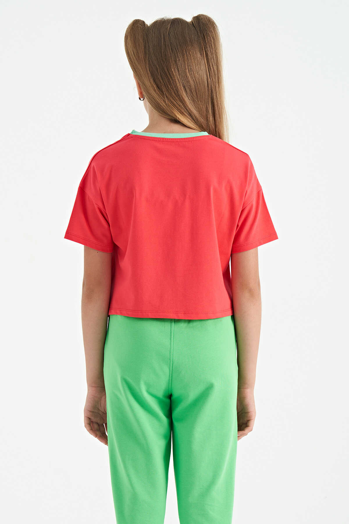 Tommylife Toptan Fiesta Renkli Yazı Baskılı O Yaka Oversize  Kısa Kollu Kız Çocuk T-Shirt - 75111