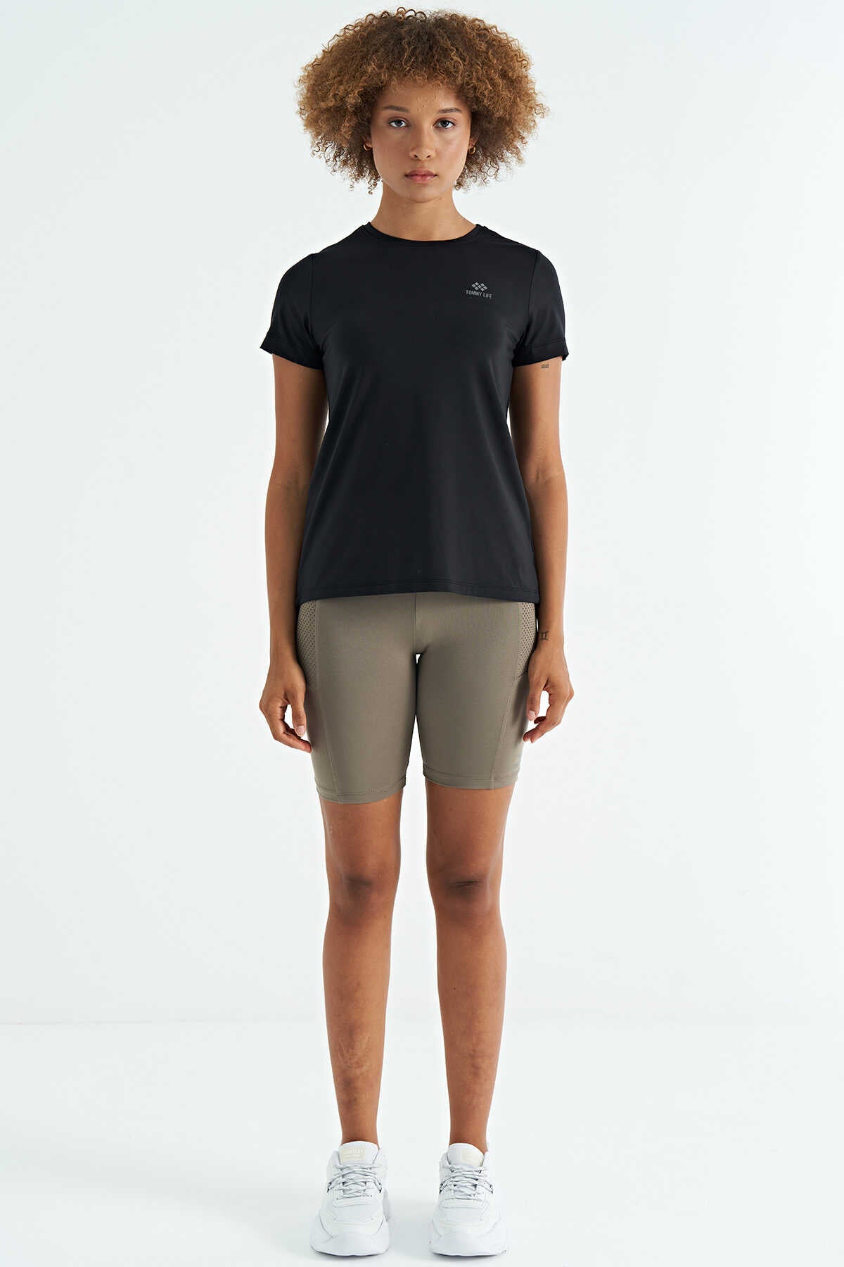 Tommylife Wholesale Black Back Slit Detail Crew Neck Short Sleeve Standard Fit Women's T-Shirt - 97267