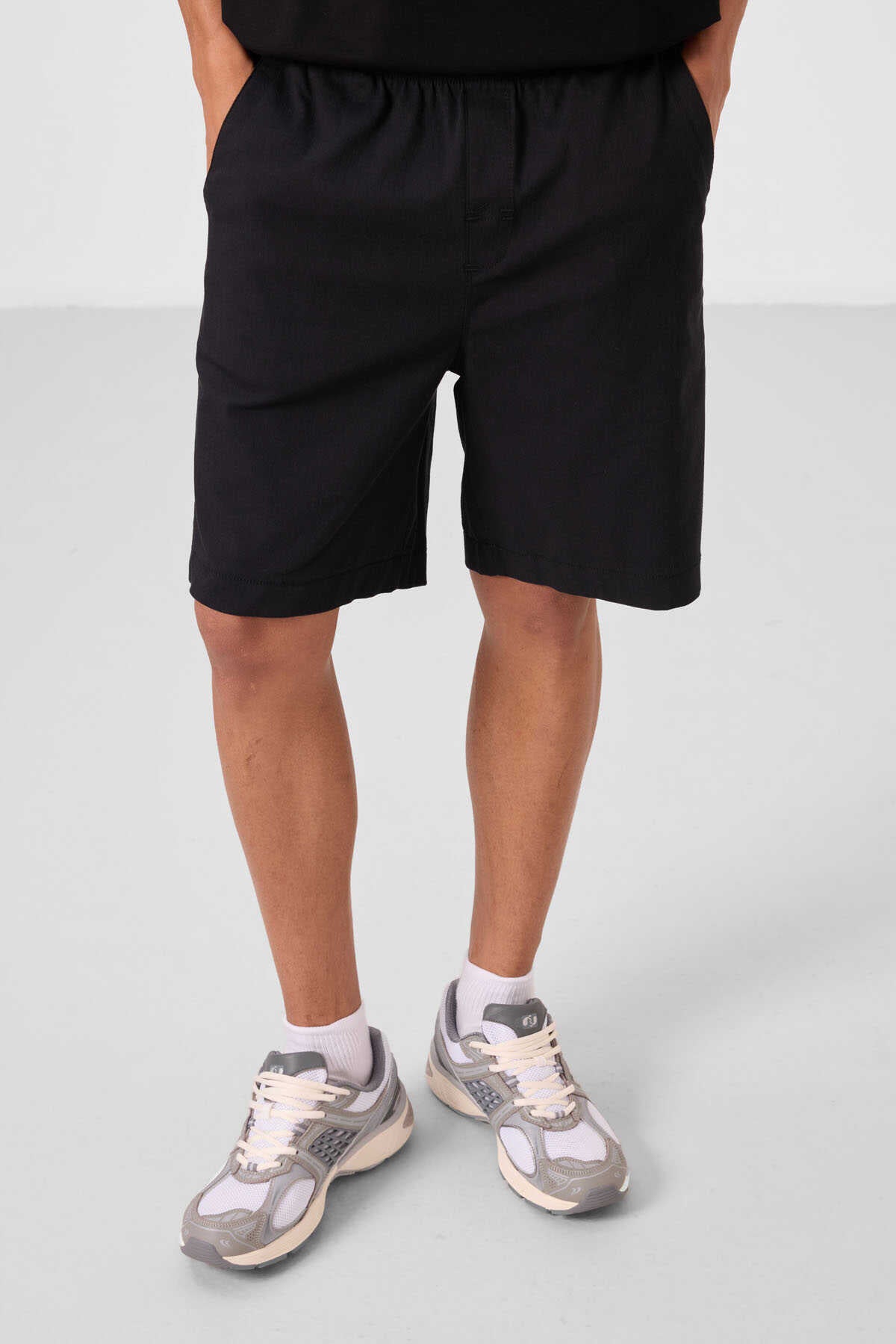 Tommylife Wholesale Standard Fit Woven Lightweight Stretchy Chino Men's Shorts 81293 Black