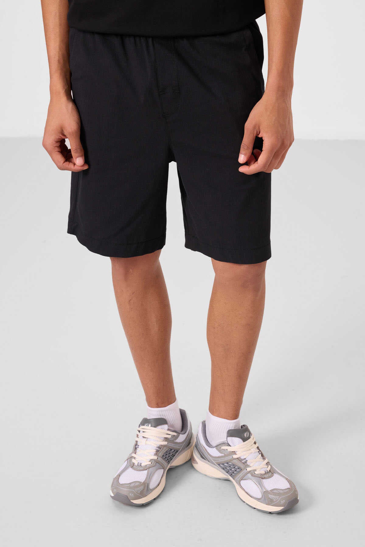 Tommylife Wholesale Standard Fit Woven Lightweight Stretchy Chino Men's Shorts 81293 Black