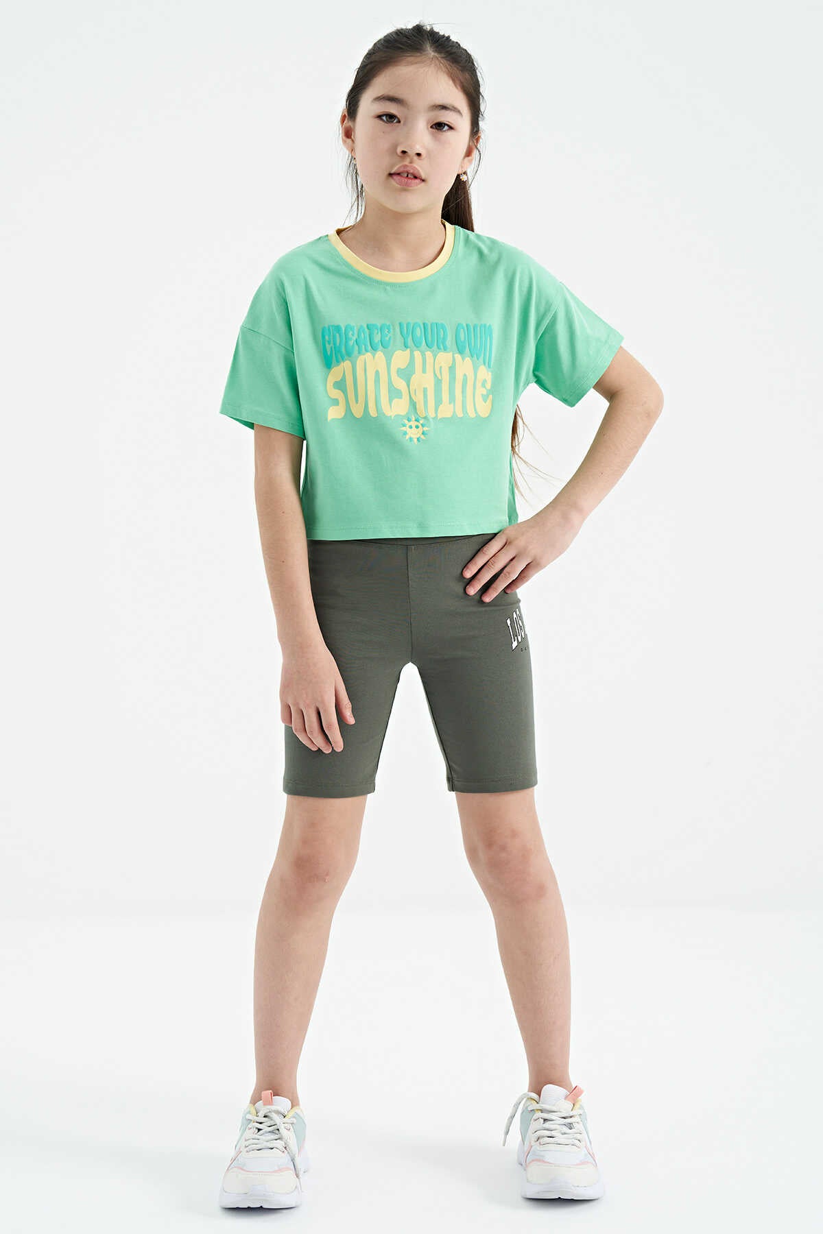 Tommylife Toptan Fiesta Renkli Yazı Baskılı O Yaka Oversize  Kısa Kollu Kız Çocuk T-Shirt - 75111
