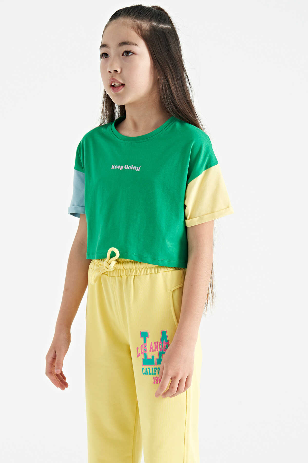Tommylife Toptan Siyah Yazı Baskılı O Yaka Düşük Omuzlu Oversize Kız Çocuk T-Shirt - 75130