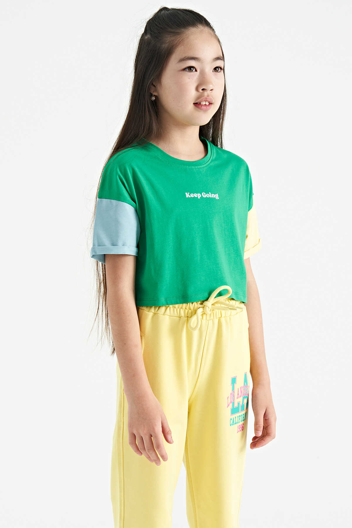 Tommylife Toptan Siyah Yazı Baskılı O Yaka Düşük Omuzlu Oversize Kız Çocuk T-Shirt - 75130