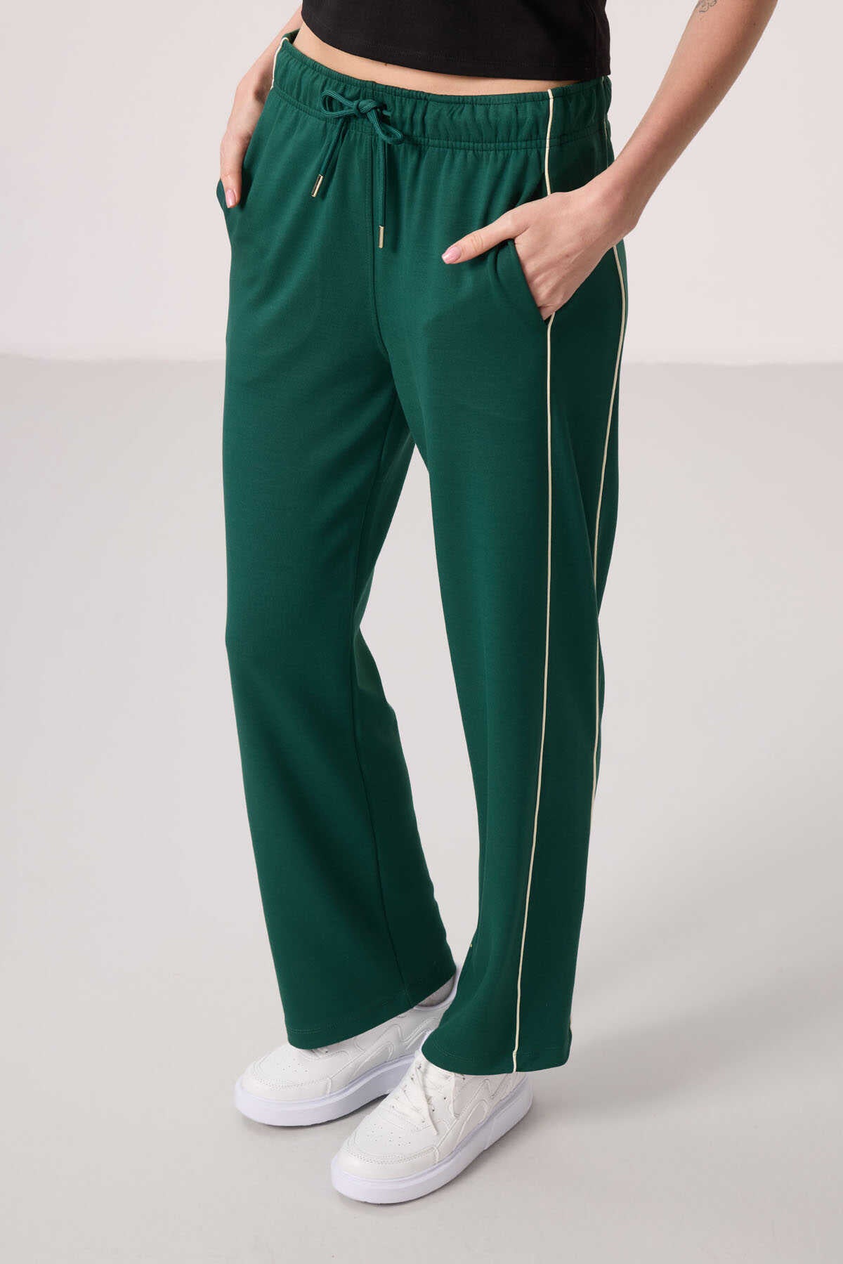 Tommylife Wholesale Soft Textured Side Panel Detailed Wide Leg Women's Palazzo Pants - 94669 Black
