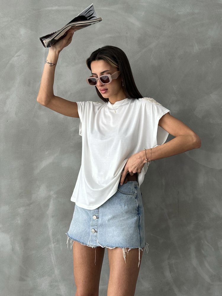 Topshow Beyaz Omuzu Dantelli Toptan T
