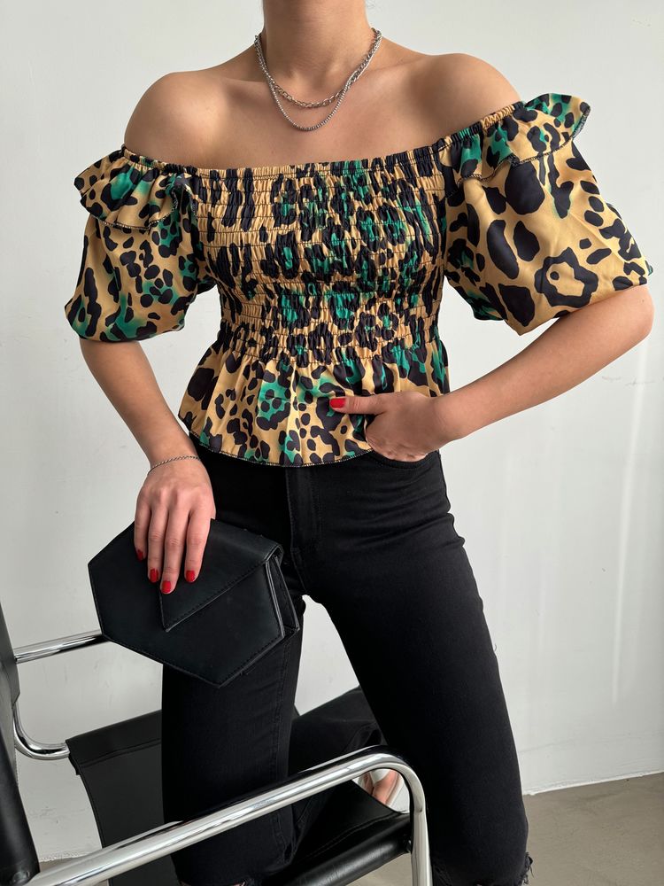 Topshow Leopar Zümrüt Gibeli Kayık Yaka Toptan Bluz