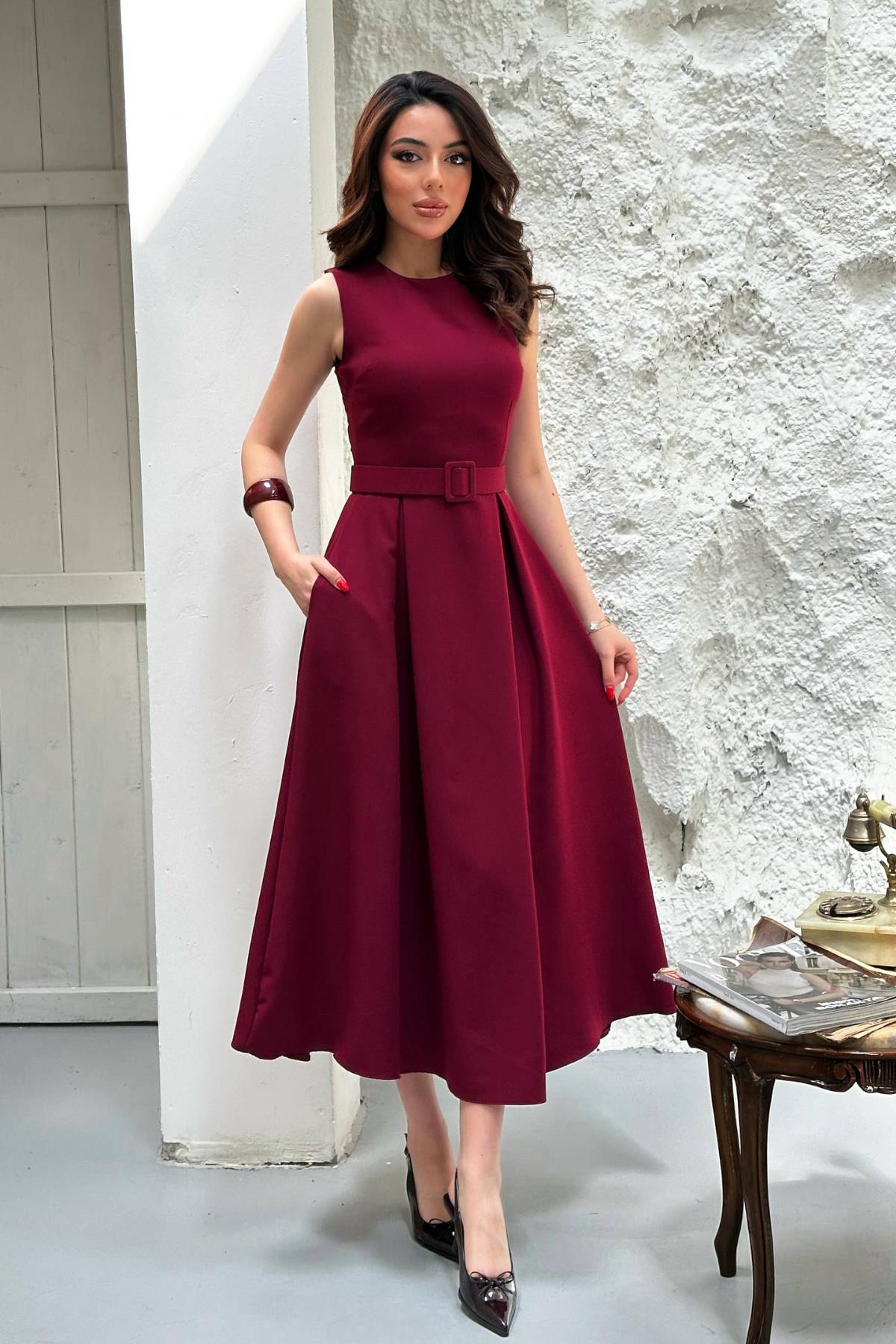 Bordo Halter Yaka Kloş Elbise