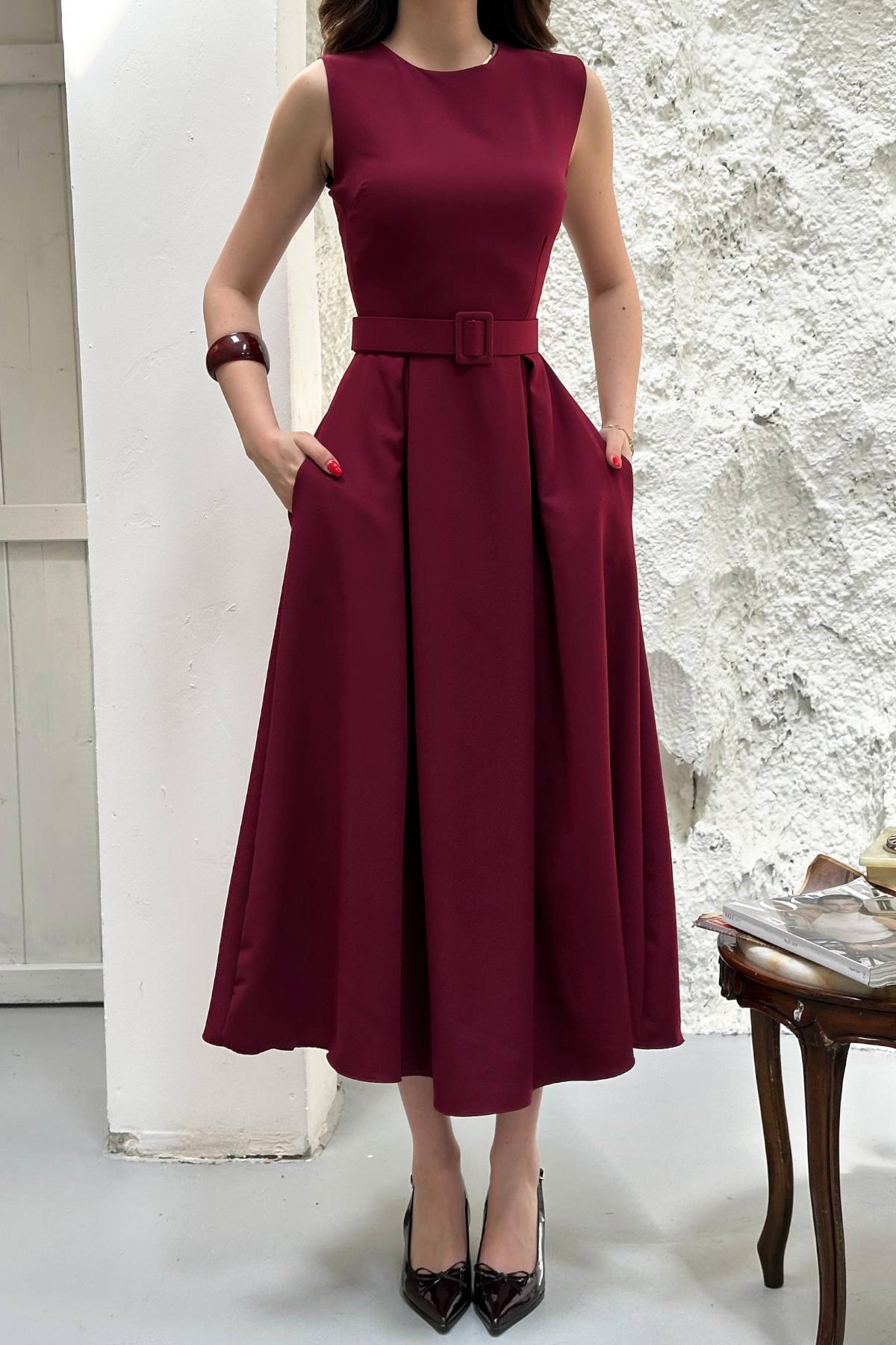 Bordo Halter Yaka Kloş Elbise