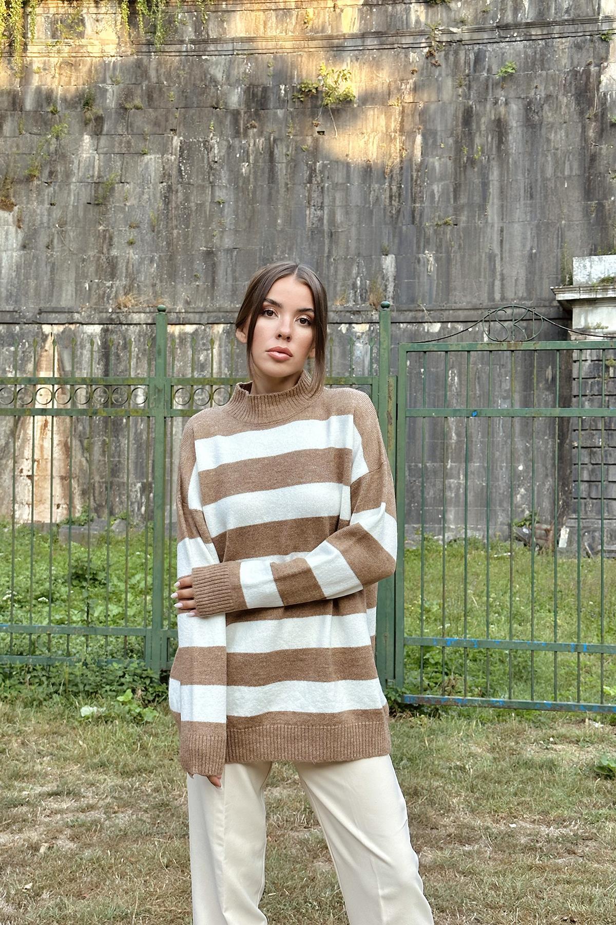 Toptan Camel Çizgili Triko Kazak Camel STD