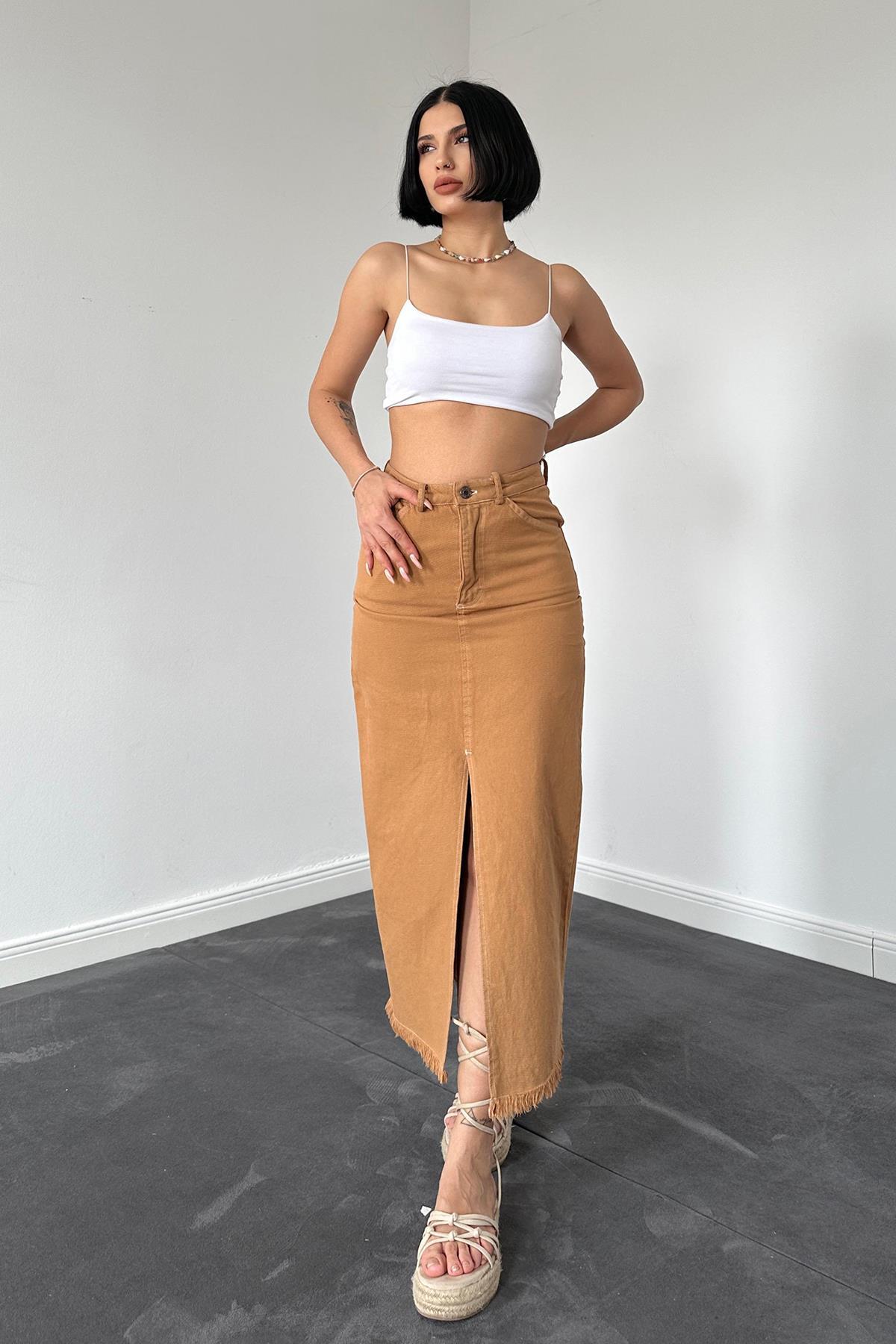 Toptan Camel Gabardin Boyamalı Püsküllü Etek Camel L