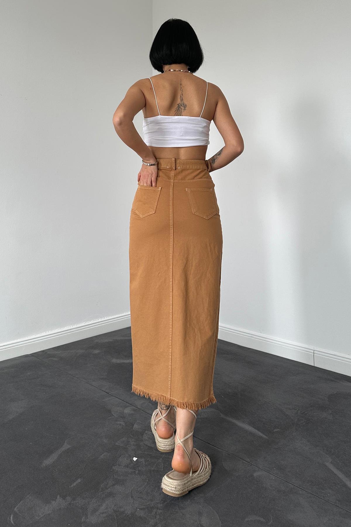 Toptan Camel Gabardin Boyamalı Püsküllü Etek